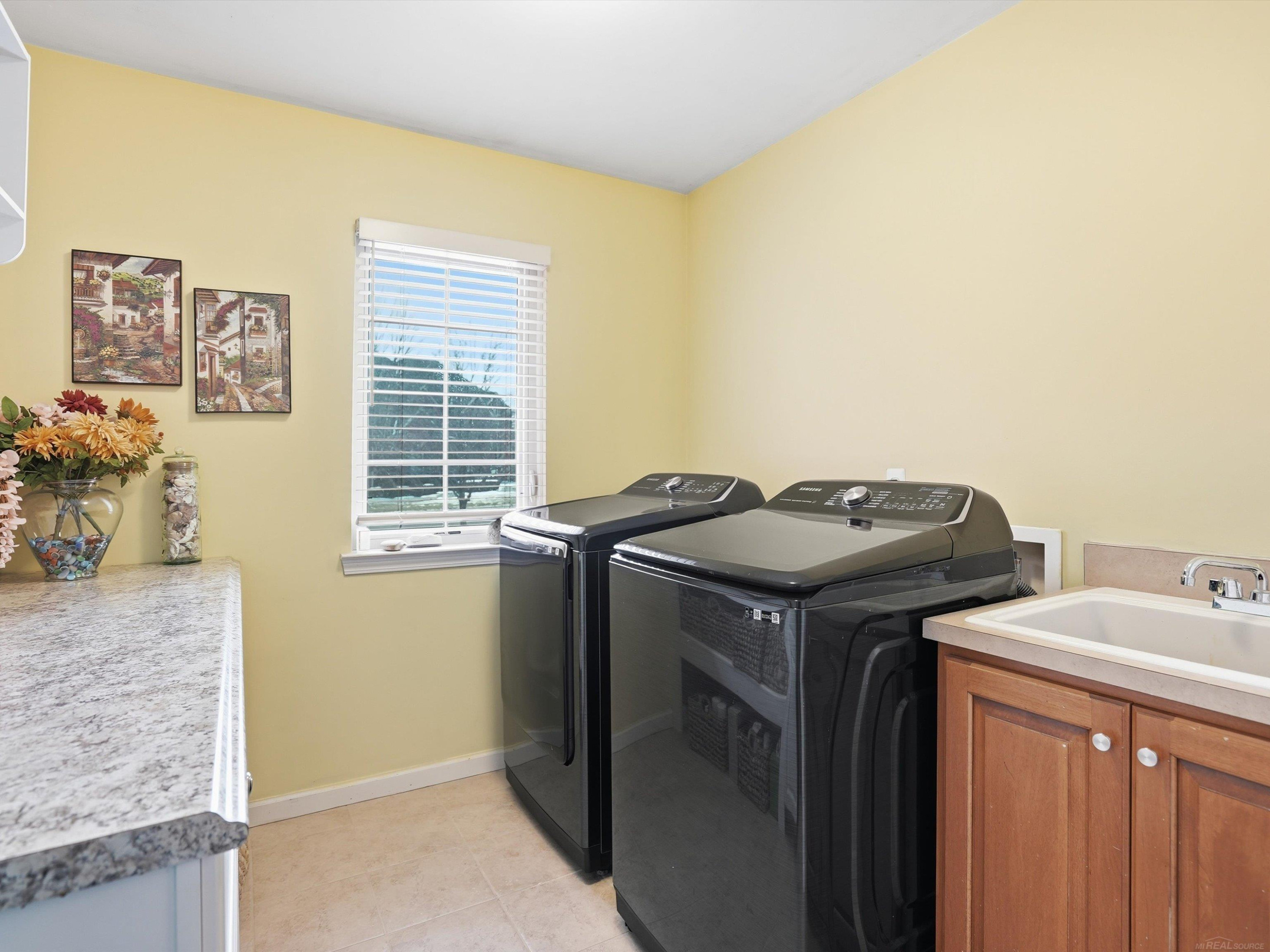 7175 N Georgetowne, MI 48095 — Photo 32