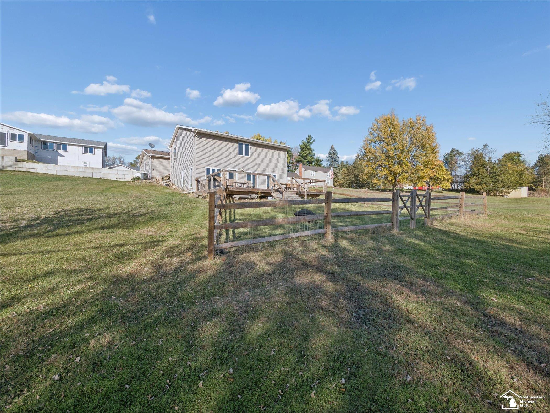 7302 N Lakeview Drive, Hillsdale, MI 49242 — Photo 38