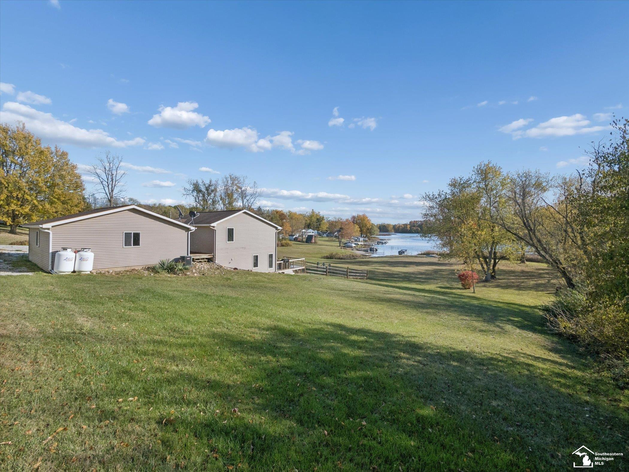 7302 N Lakeview Drive, Hillsdale, MI 49242 — Photo 43