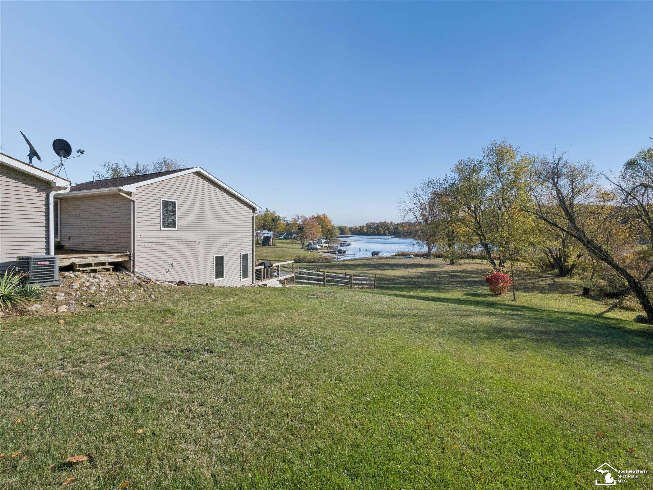 7302 N Lakeview Drive, Hillsdale, MI 49242 — Photo 44