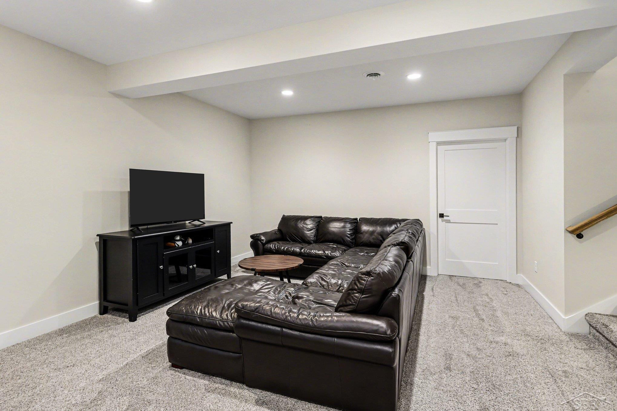 2734 Limerick Drive, Bay City, MI 48706 — Photo 18