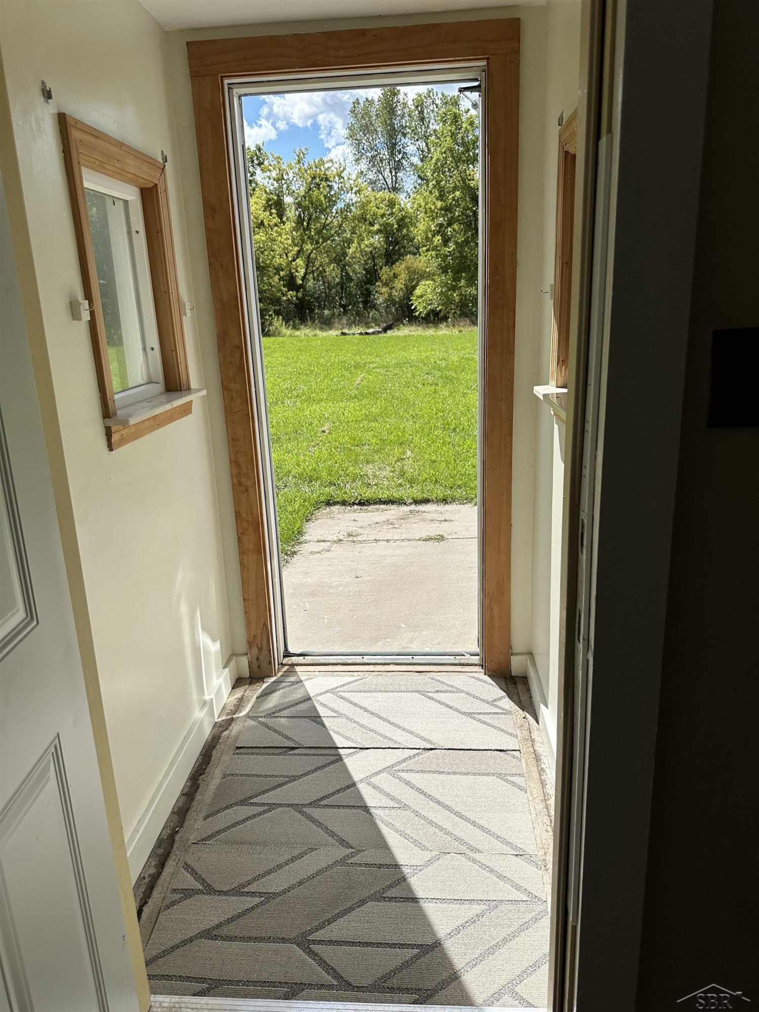 5665 East Road, Saginaw, MI 48601 — Photo 4