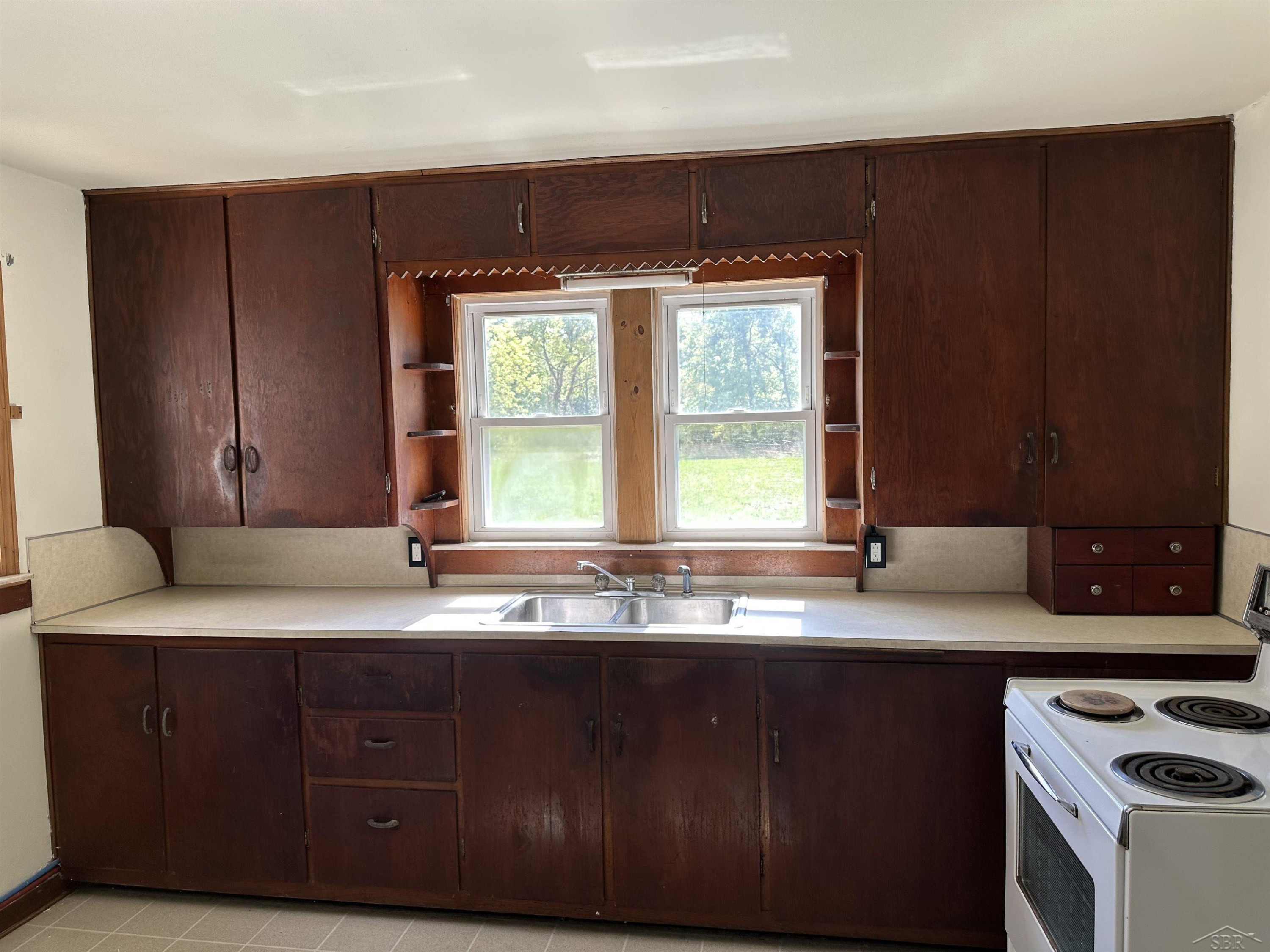 5665 East Road, Saginaw, MI 48601 — Photo 17