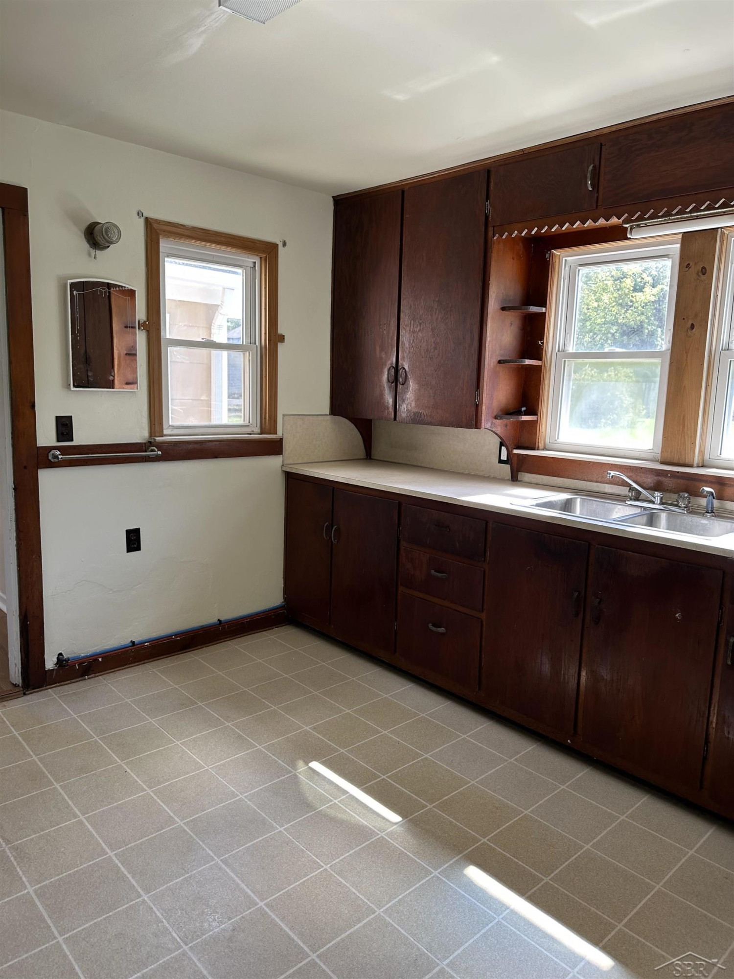 5665 East Road, Saginaw, MI 48601 — Photo 18