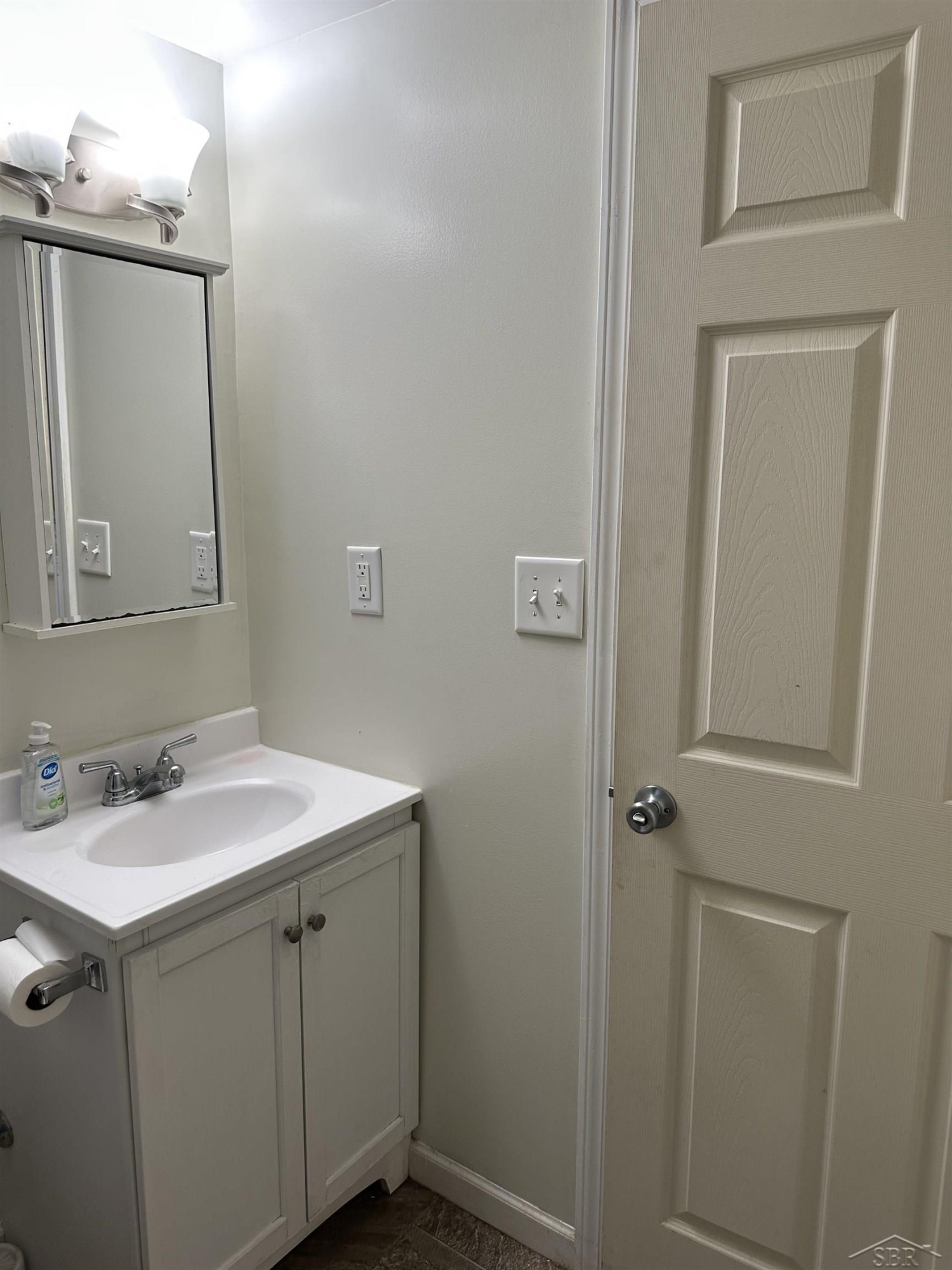5665 East Road, Saginaw, MI 48601 — Photo 39