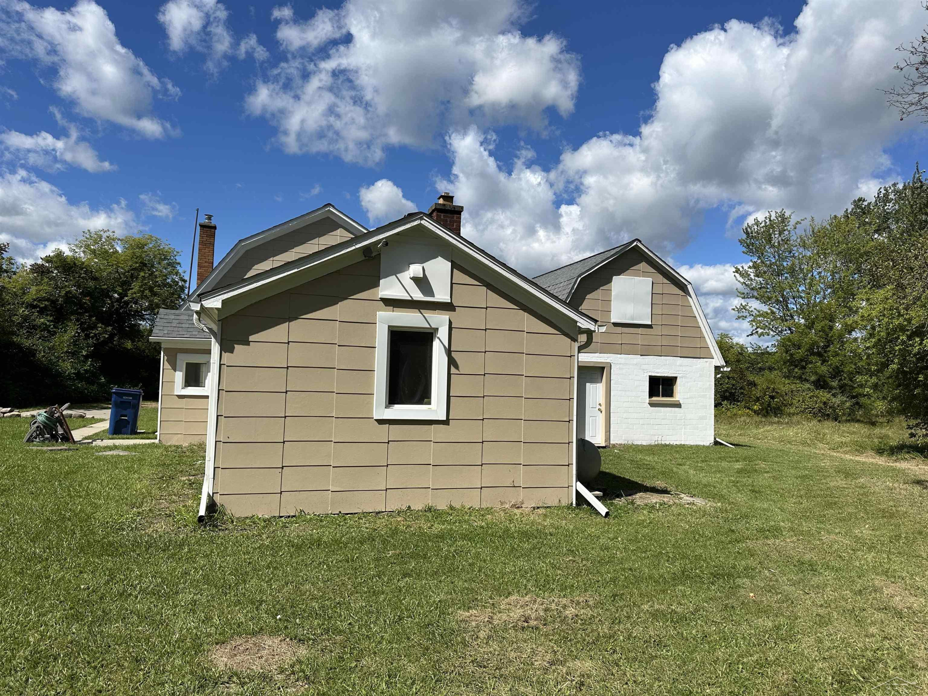 5665 East Road, Saginaw, MI 48601 — Photo 69
