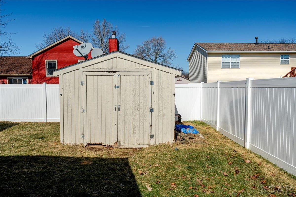 1517 Southwick Drive, Tecumseh, MI 49286 — Photo 31