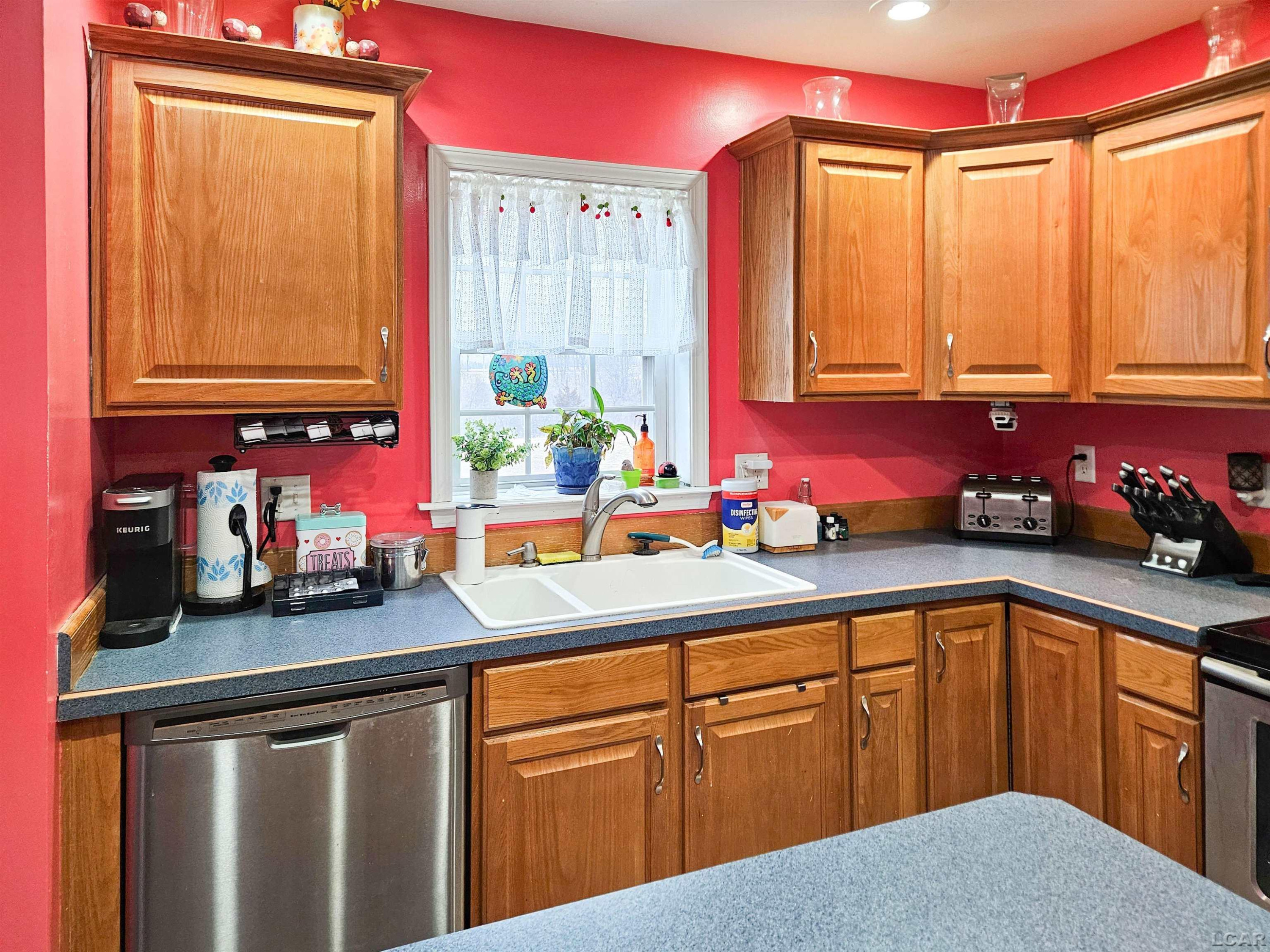 560 State Street, Hudson, MI 49247 — Photo 2