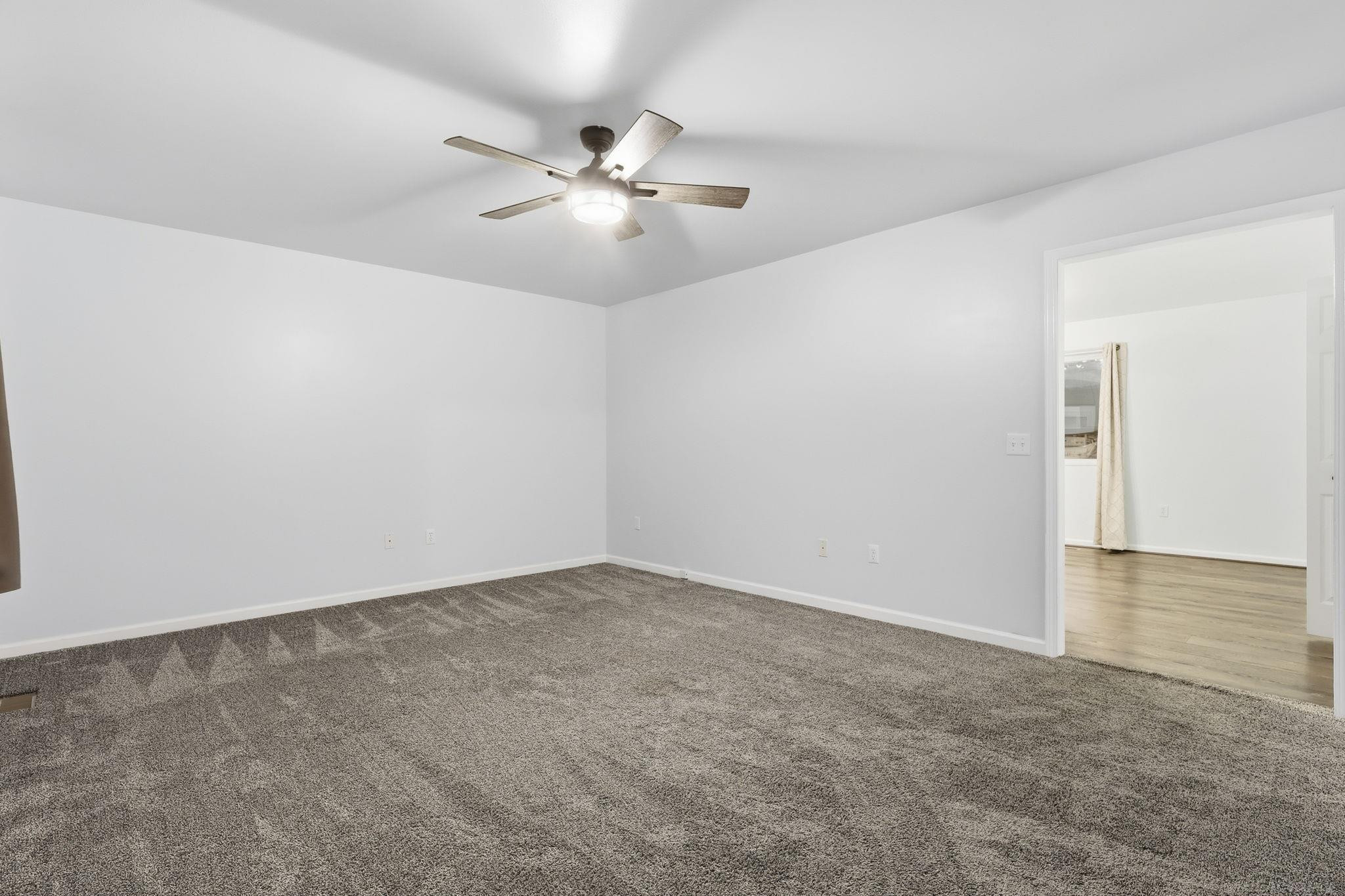 4245 Tristen Avenue, MI 48059 — Photo 11