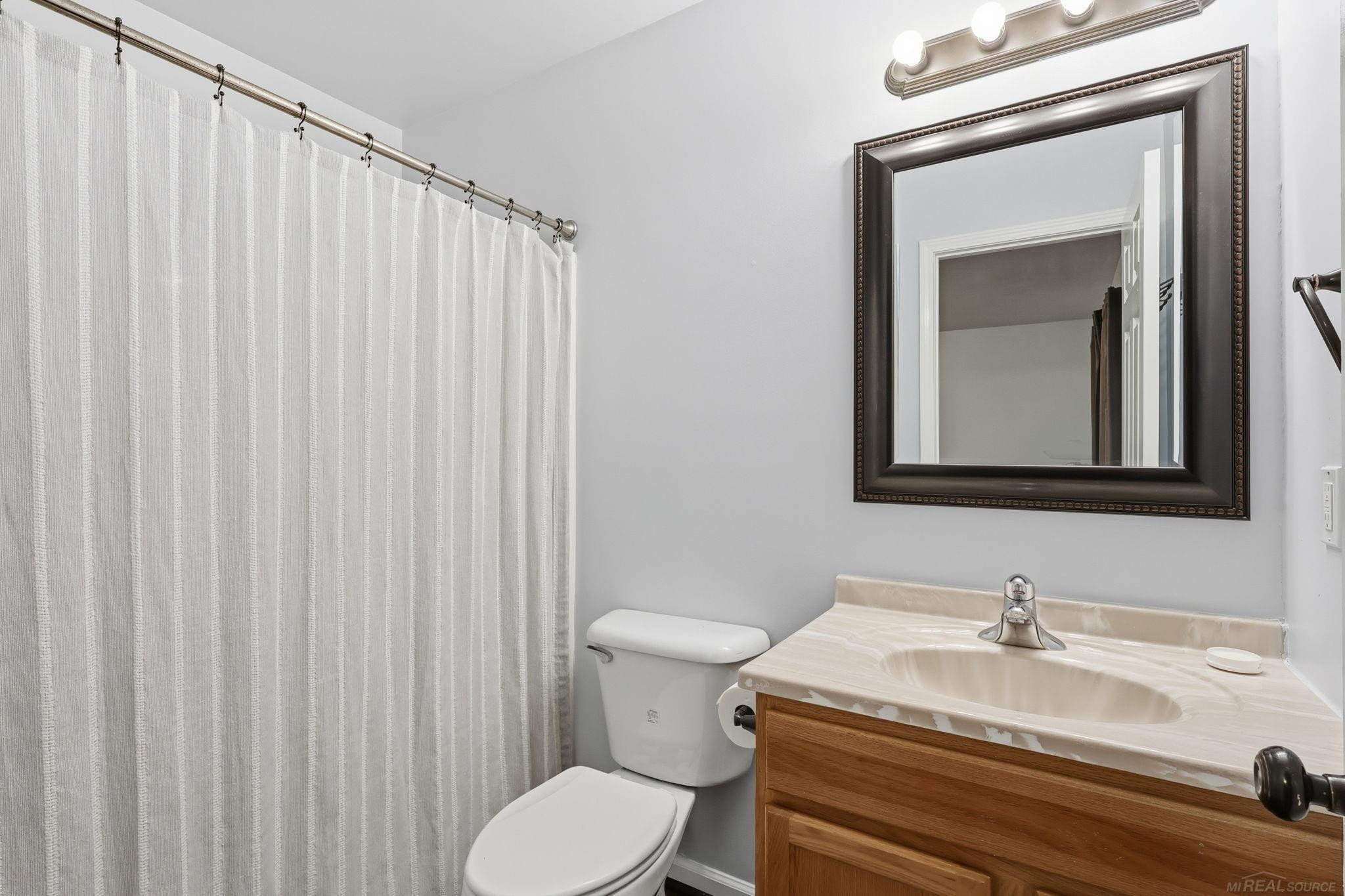 4245 Tristen Avenue, MI 48059 — Photo 17
