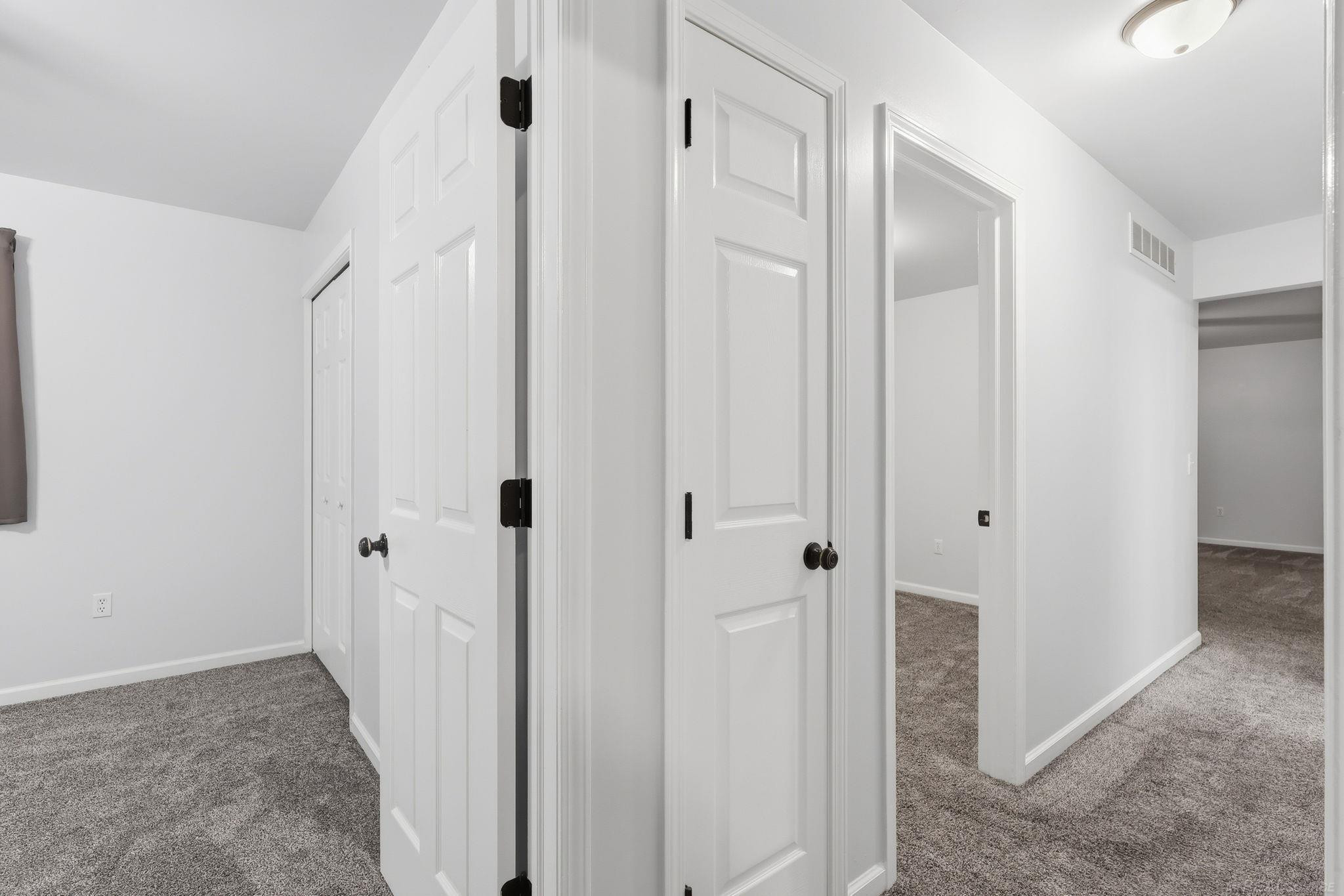4245 Tristen Avenue, MI 48059 — Photo 18