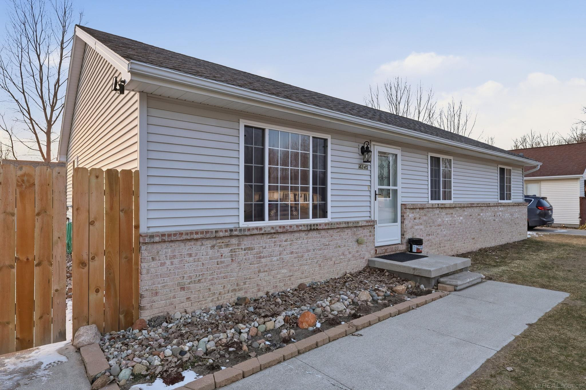 4245 Tristen Avenue, MI 48059 — Photo 3