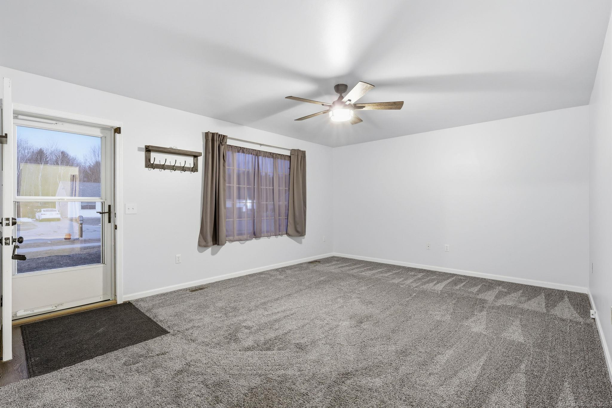 4245 Tristen Avenue, MI 48059 — Photo 5