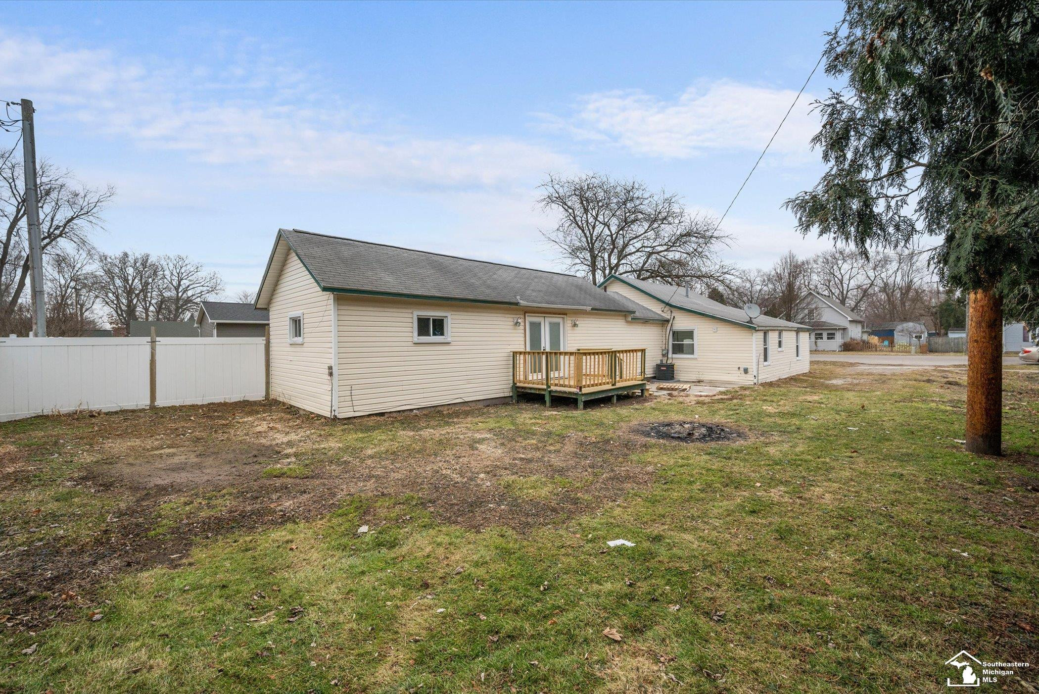 426 Saline Street, Petersburg, MI 49270 — Photo 22