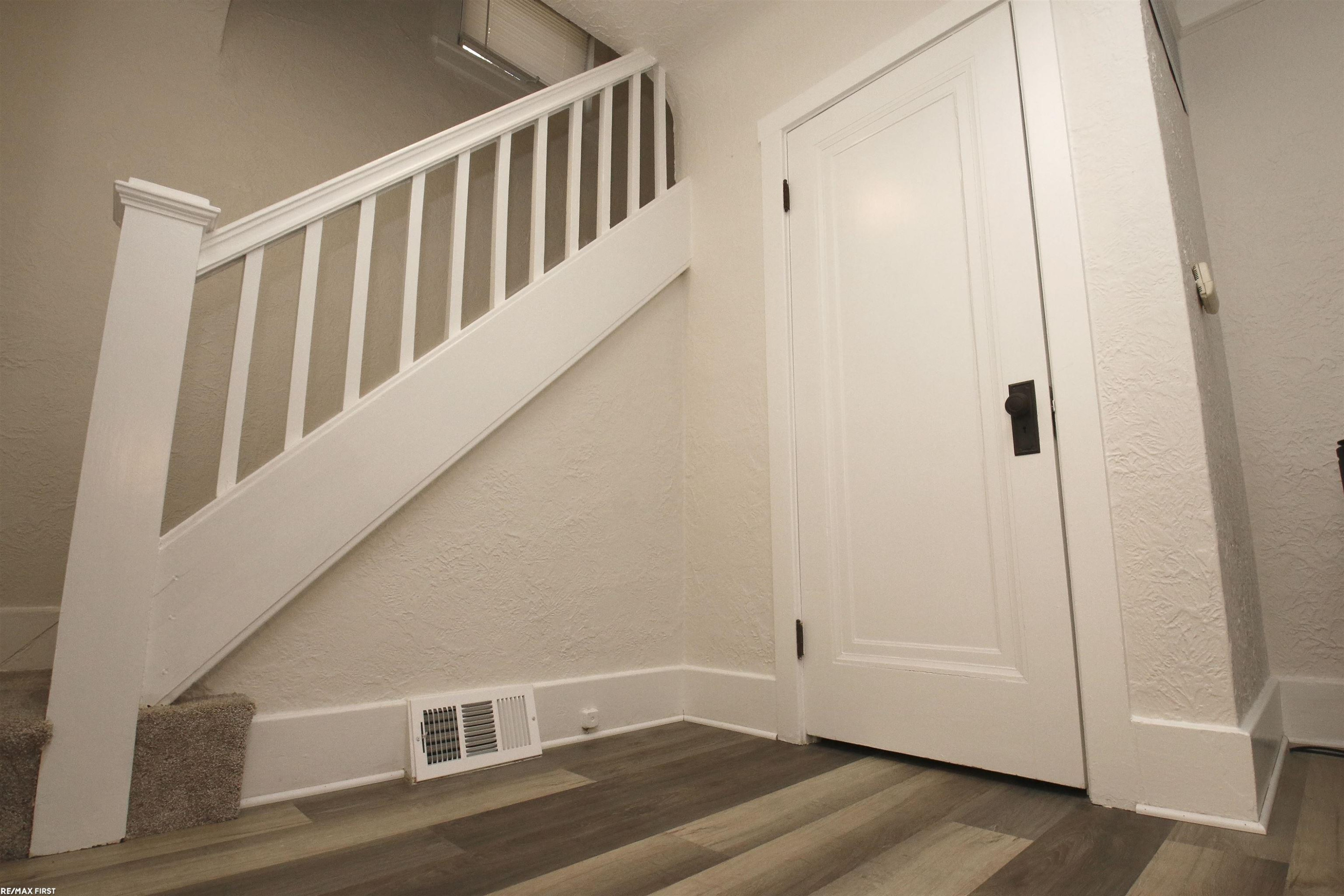 23515 Glenwood Road, Clinton Twp, MI 48035 — Photo 18