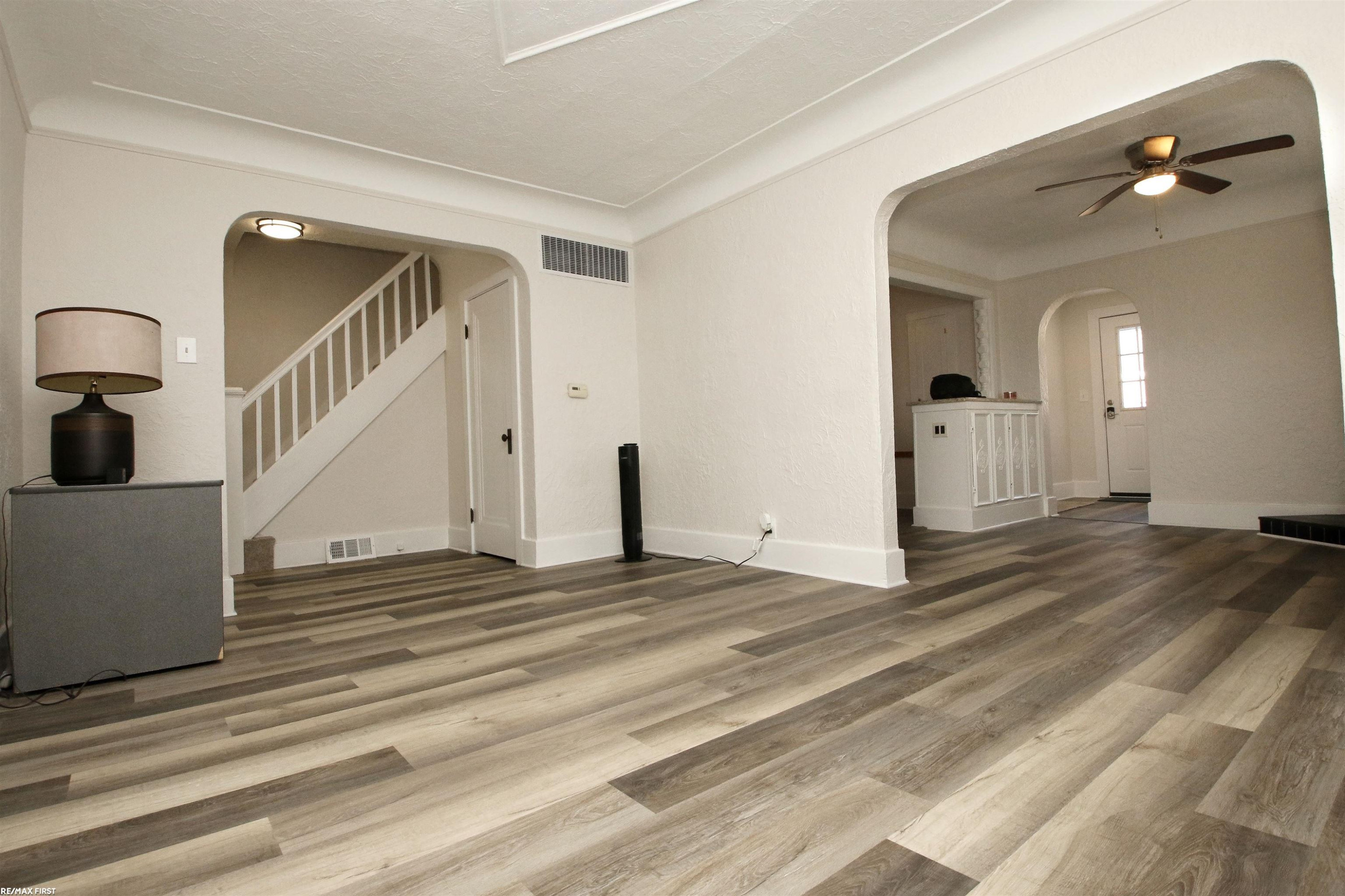 23515 Glenwood Road, Clinton Twp, MI 48035 — Photo 20