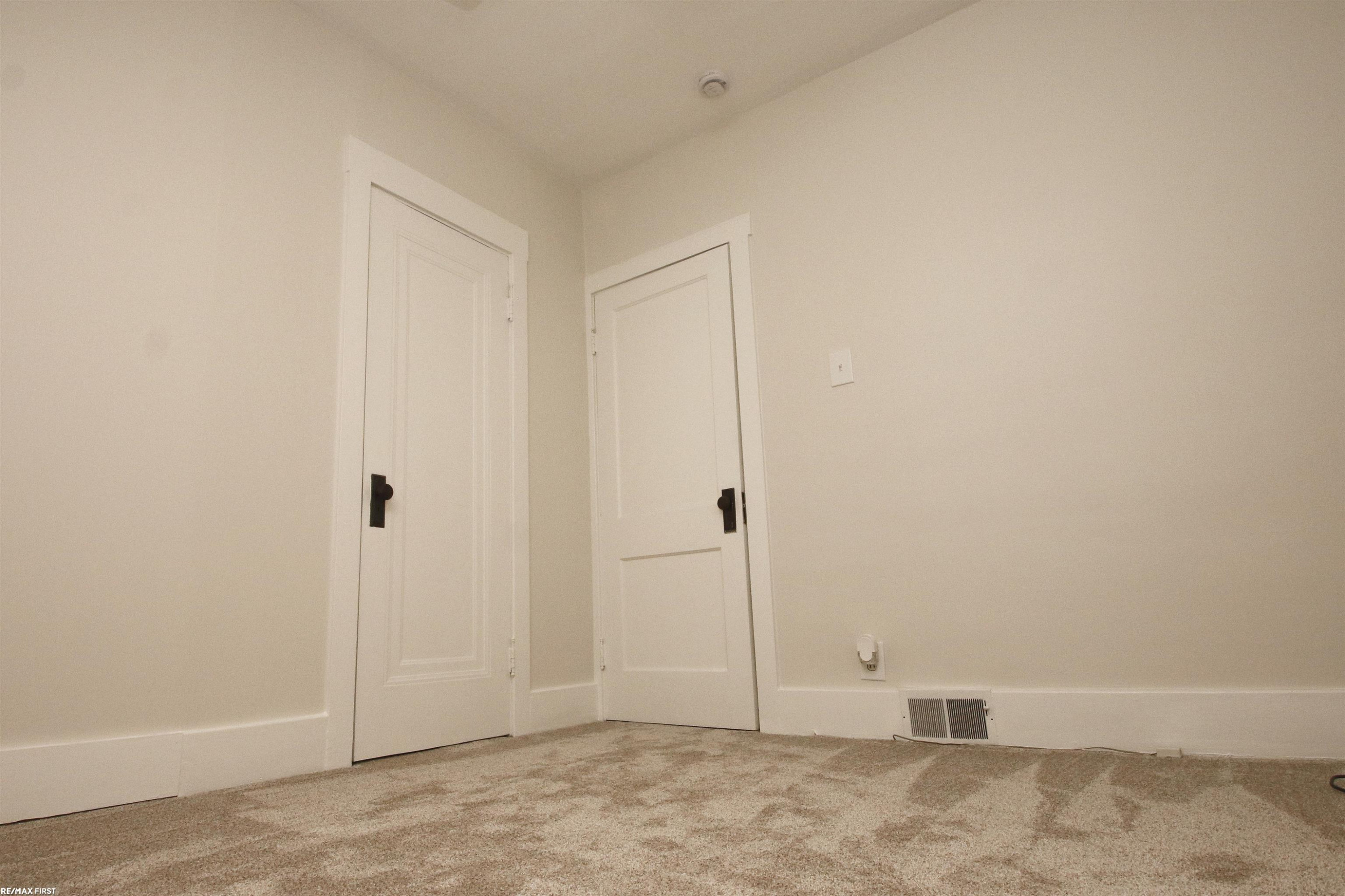 23515 Glenwood Road, Clinton Twp, MI 48035 — Photo 28