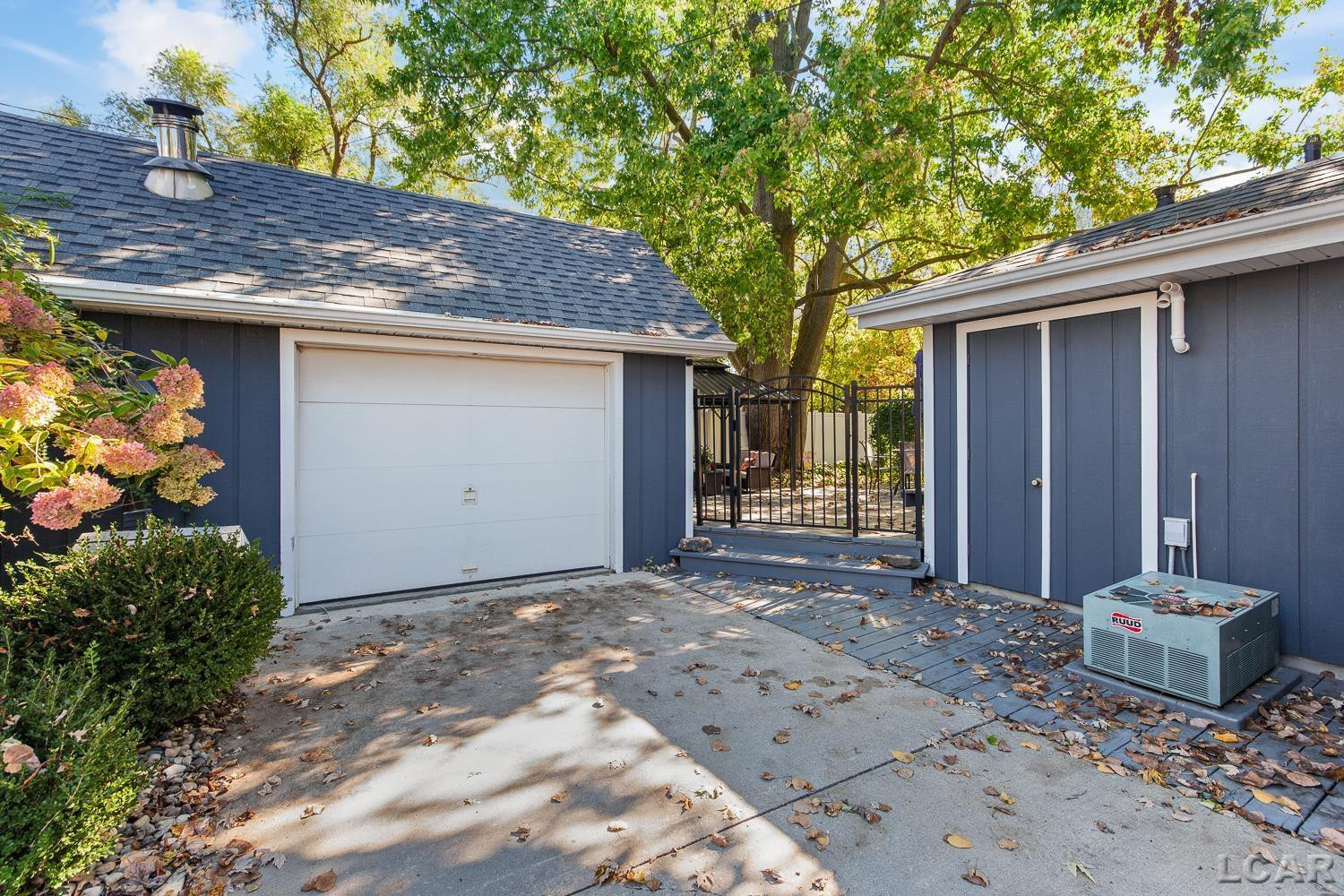 3129 Oakshade Drive, Manitou Beach, MI 49253 — Photo 39