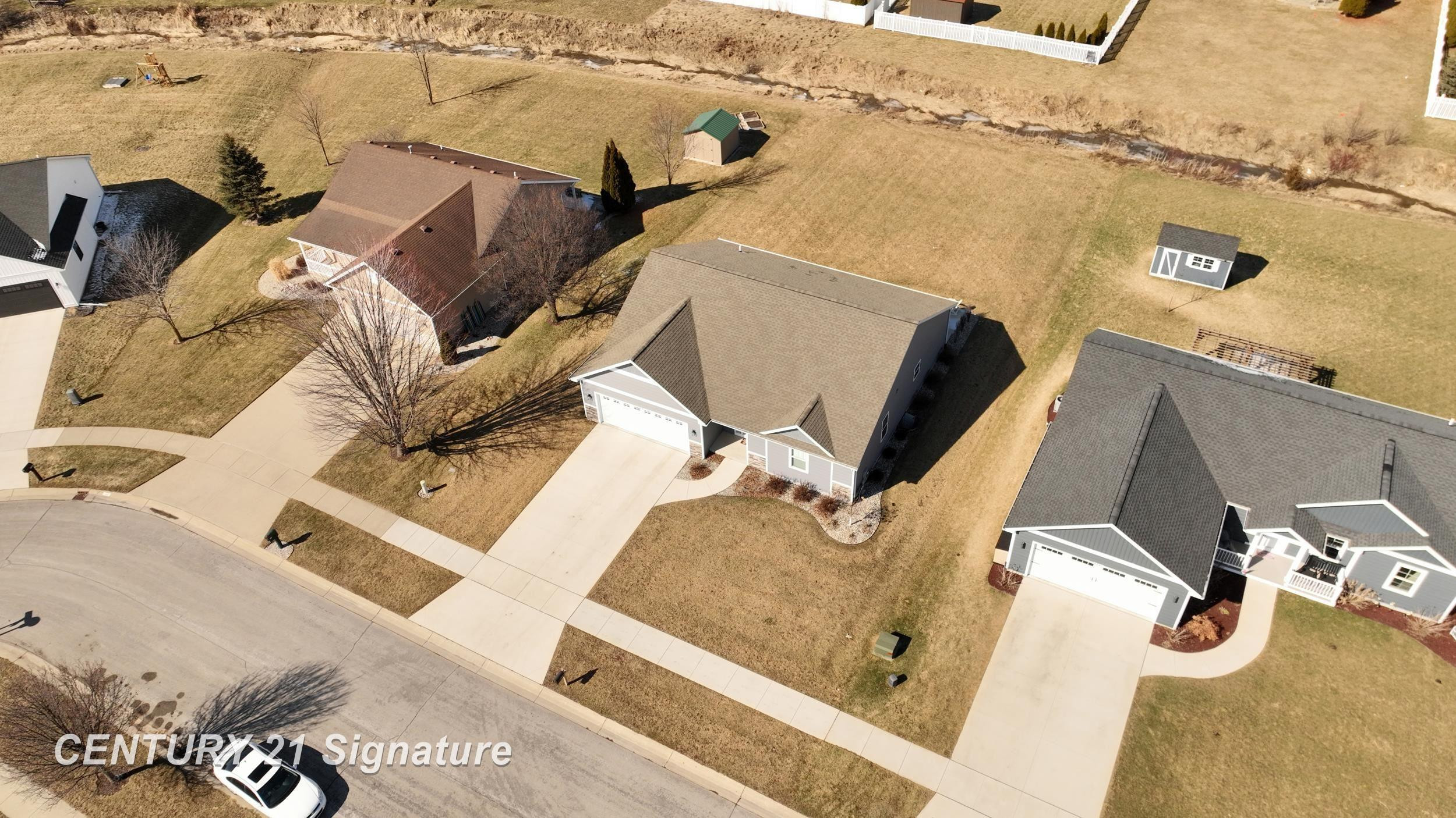 2193 N Ryan Court, Bay City, MI 48706 — Photo 9