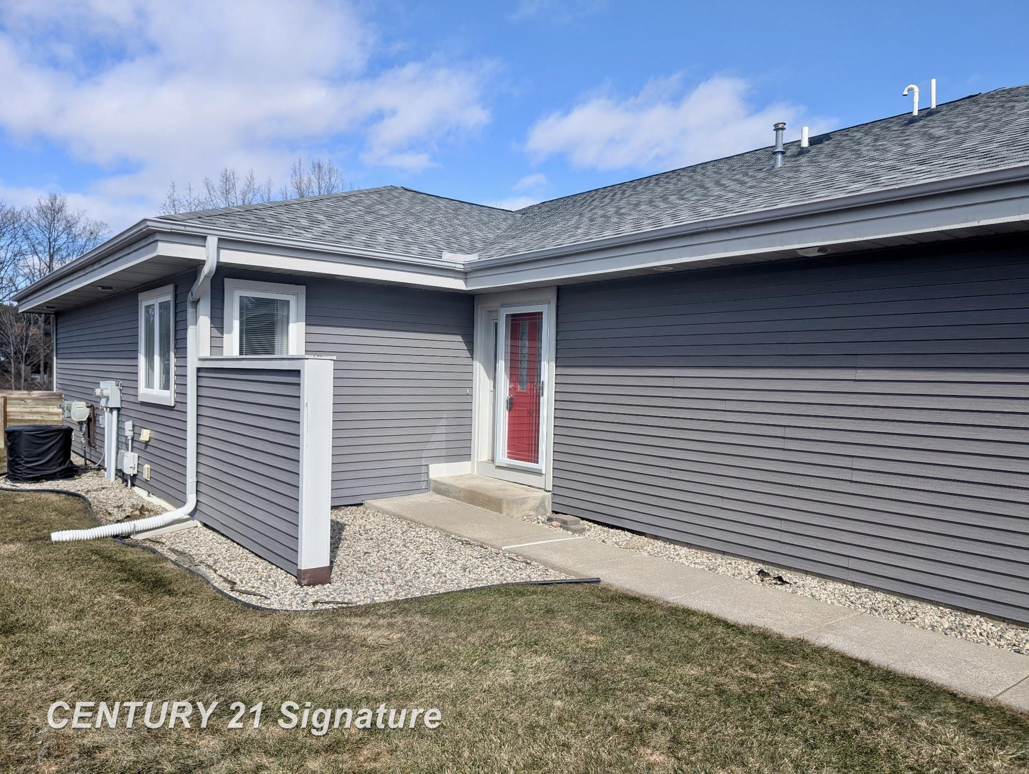 9 Sanctuary Way, Freeland, MI 48623 — Photo 3