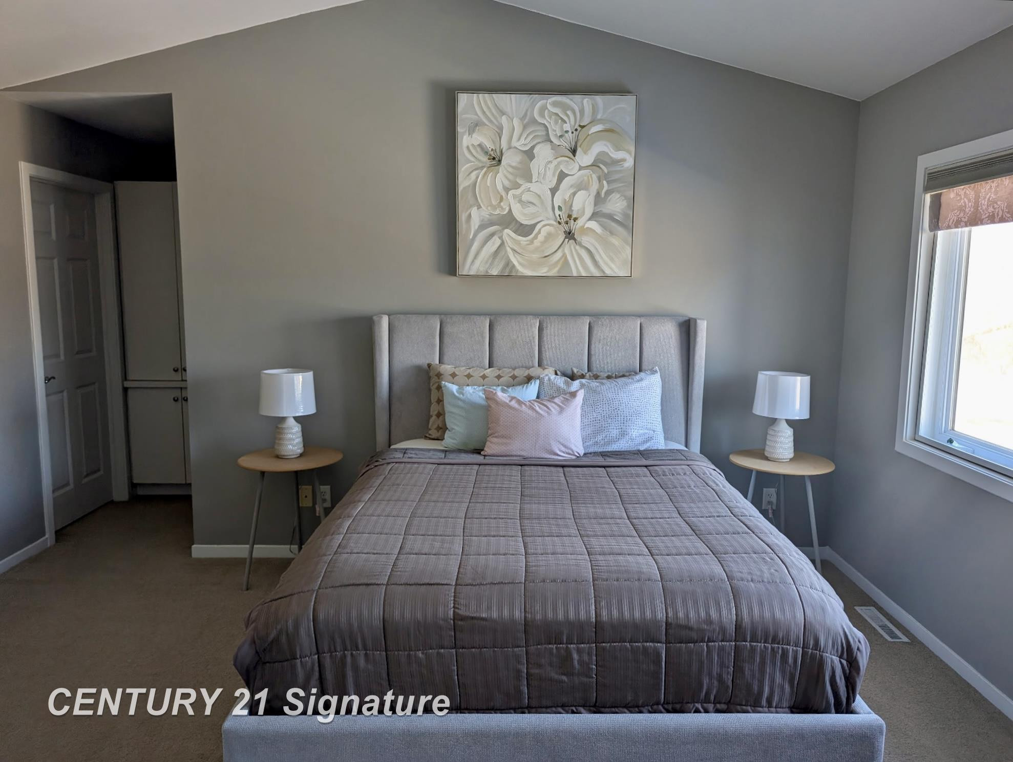9 Sanctuary Way, Freeland, MI 48623 — Photo 16