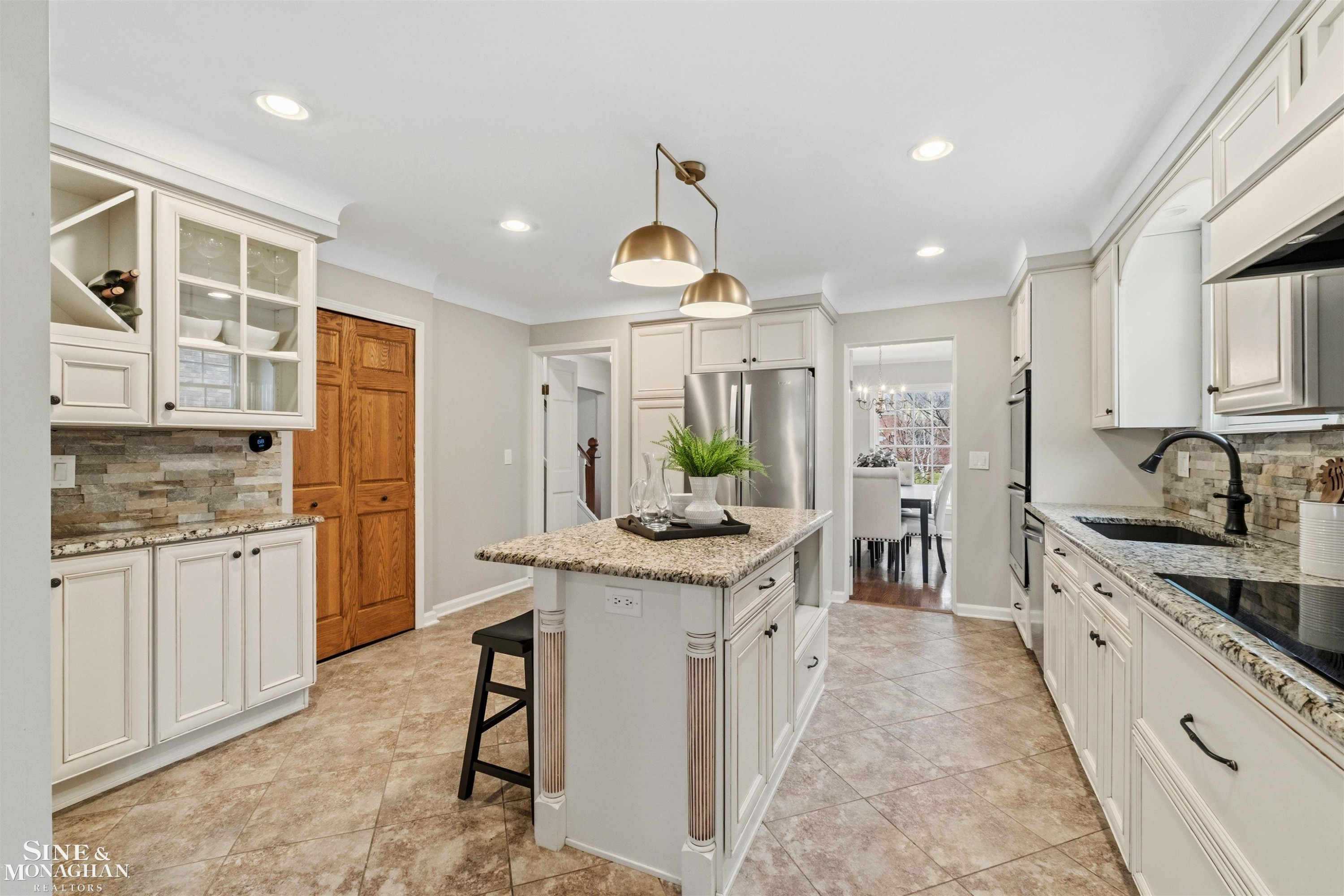 180 Fisher Road, Grosse Pointe Farms, MI 48236 — Photo 11