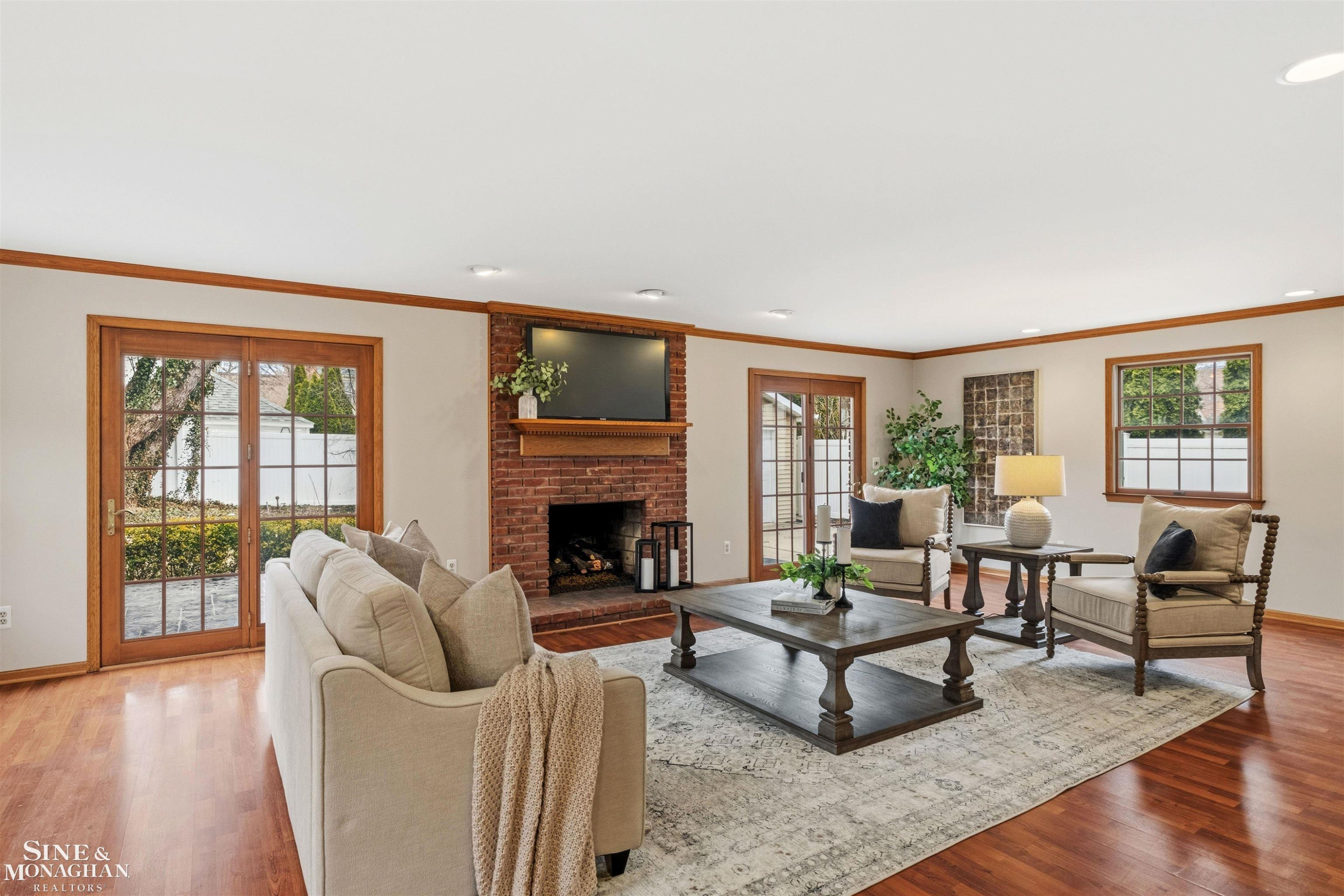 180 Fisher Road, Grosse Pointe Farms, MI 48236 — Photo 21