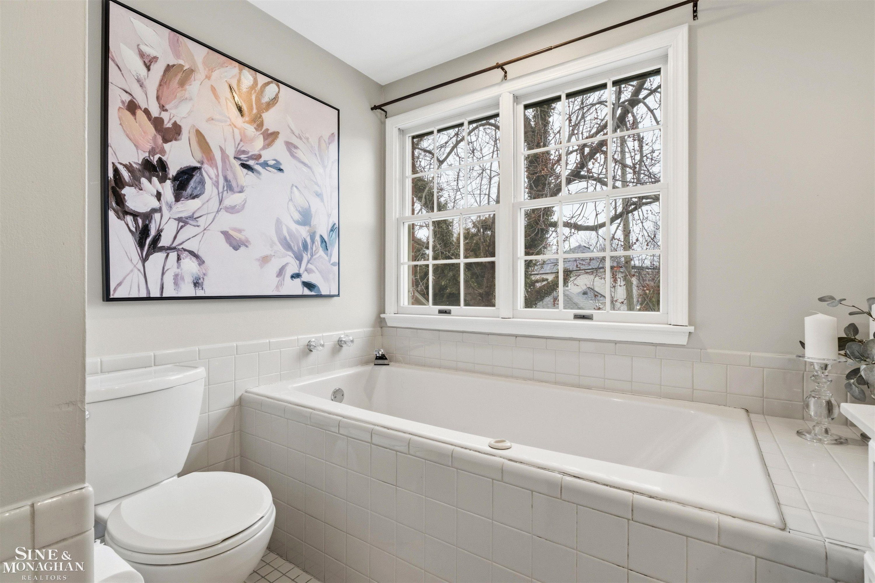 180 Fisher Road, Grosse Pointe Farms, MI 48236 — Photo 33
