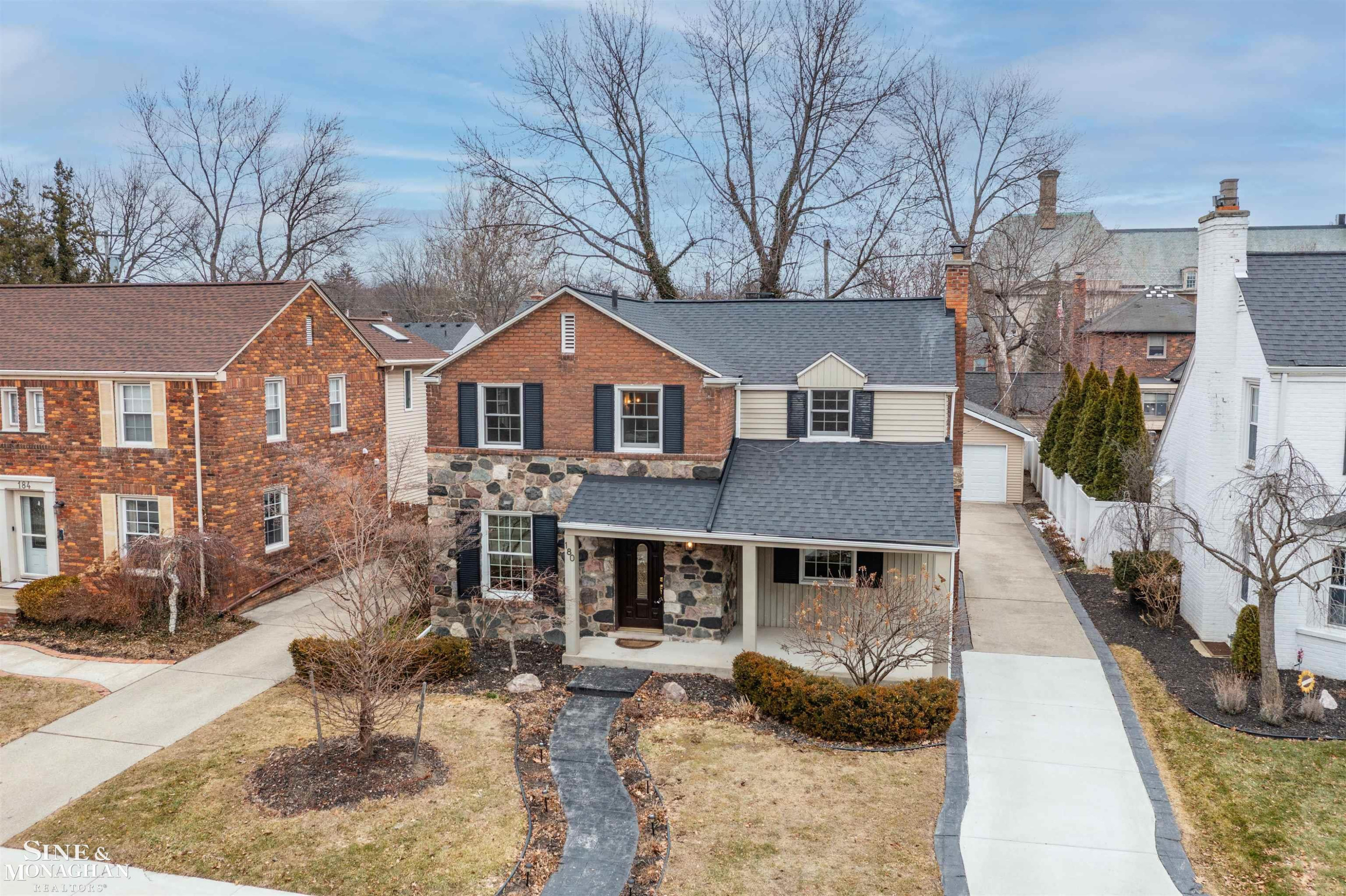 180 Fisher Road, Grosse Pointe Farms, MI 48236 — Photo 47