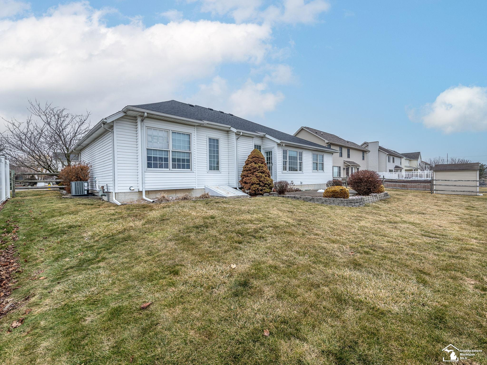 14372 Jonathon Road, Monroe, MI 48161 — Photo 37