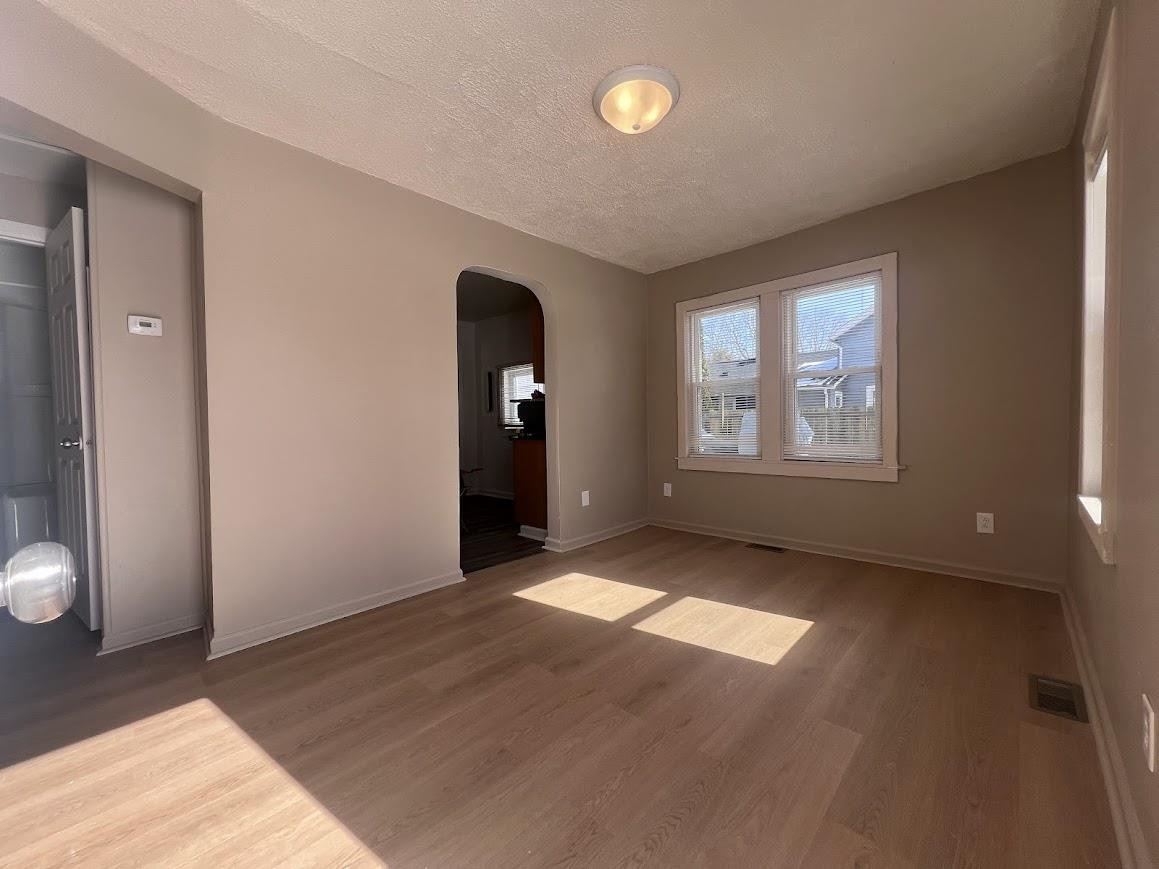 5131 E Carpenter Road, Flint, MI 48506 — Photo 5
