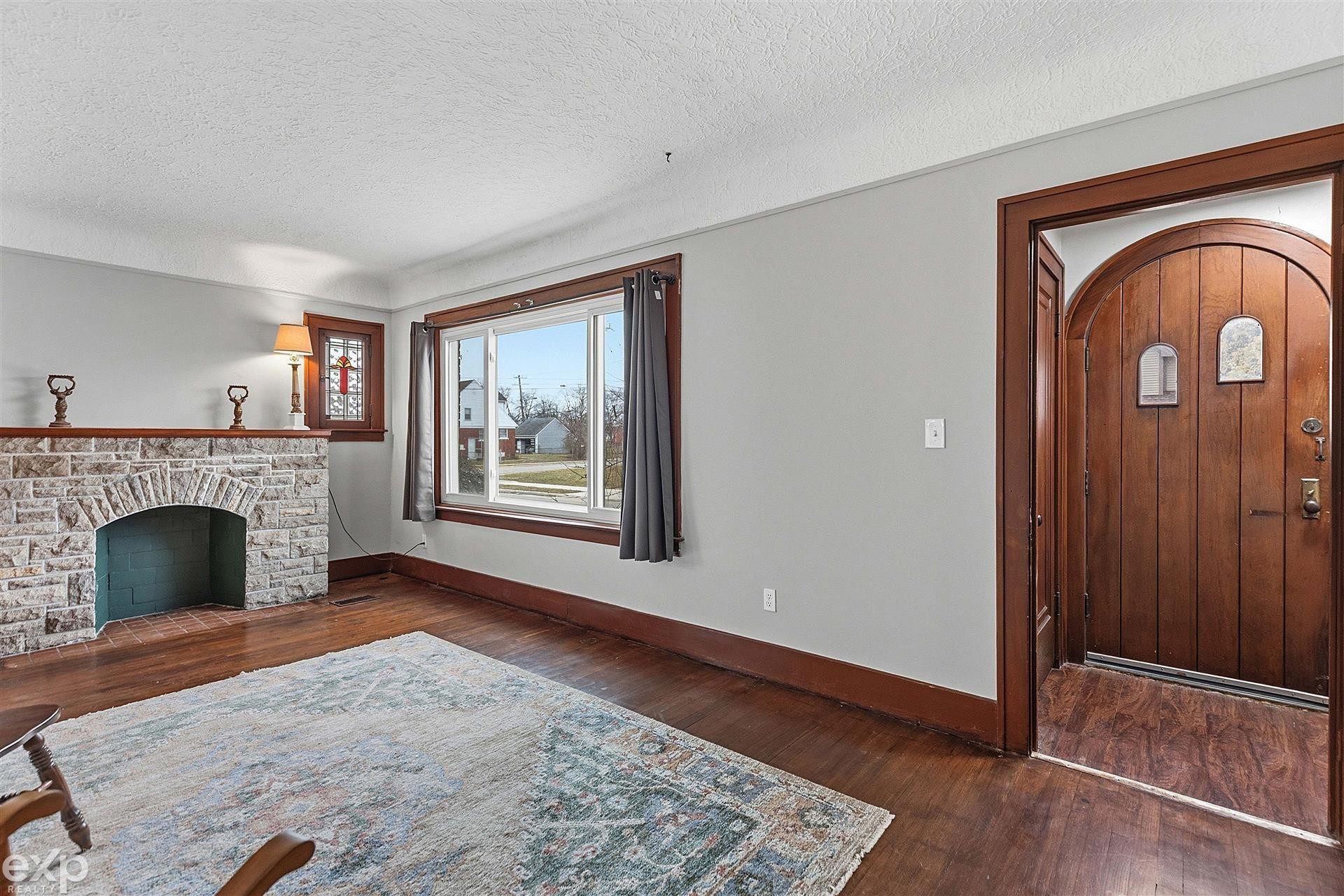 22022 Beechwood Avenue, Eastpointe, MI 48021 — Photo 3