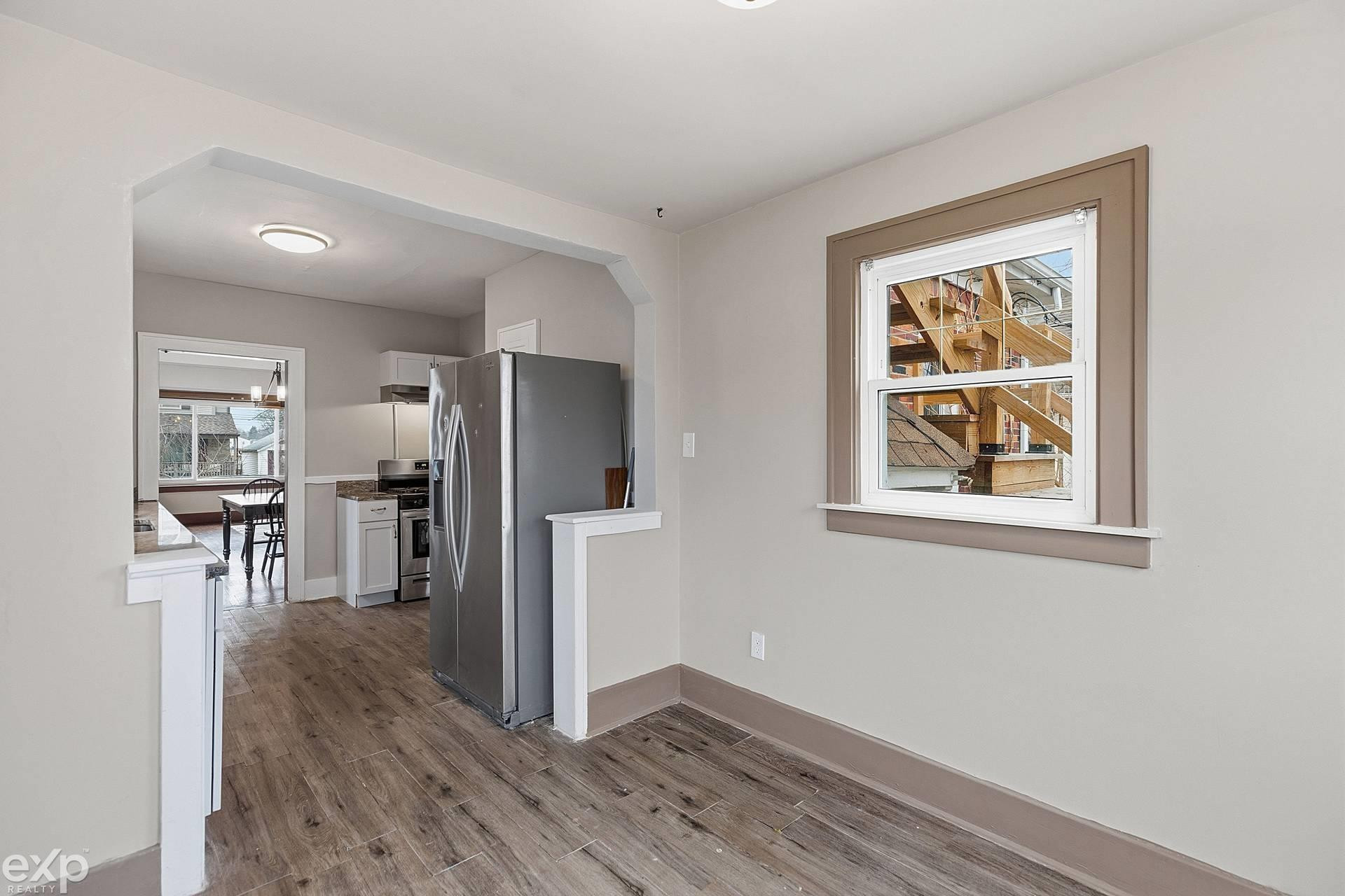 22022 Beechwood Avenue, Eastpointe, MI 48021 — Photo 8