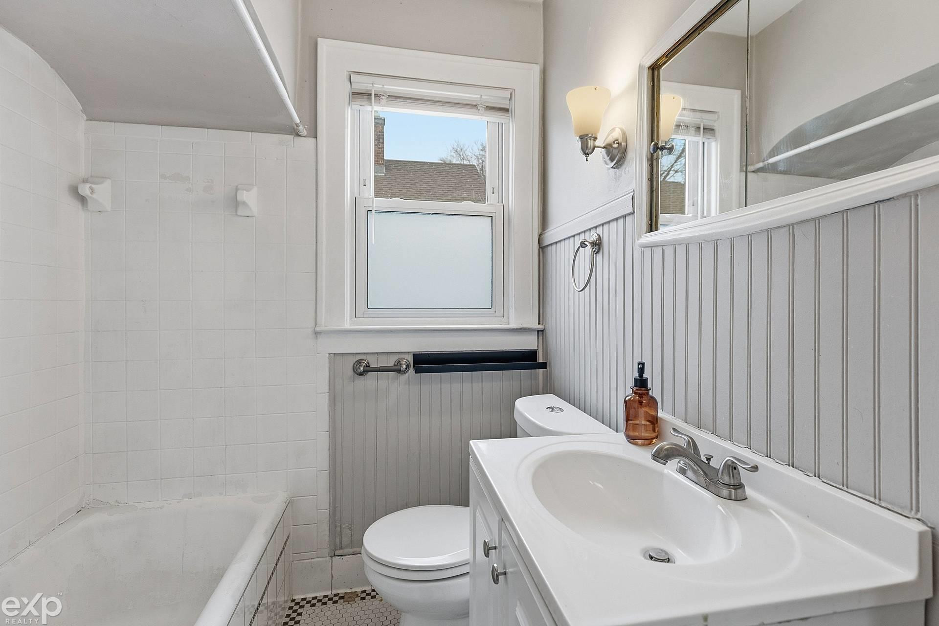22022 Beechwood Avenue, Eastpointe, MI 48021 — Photo 11