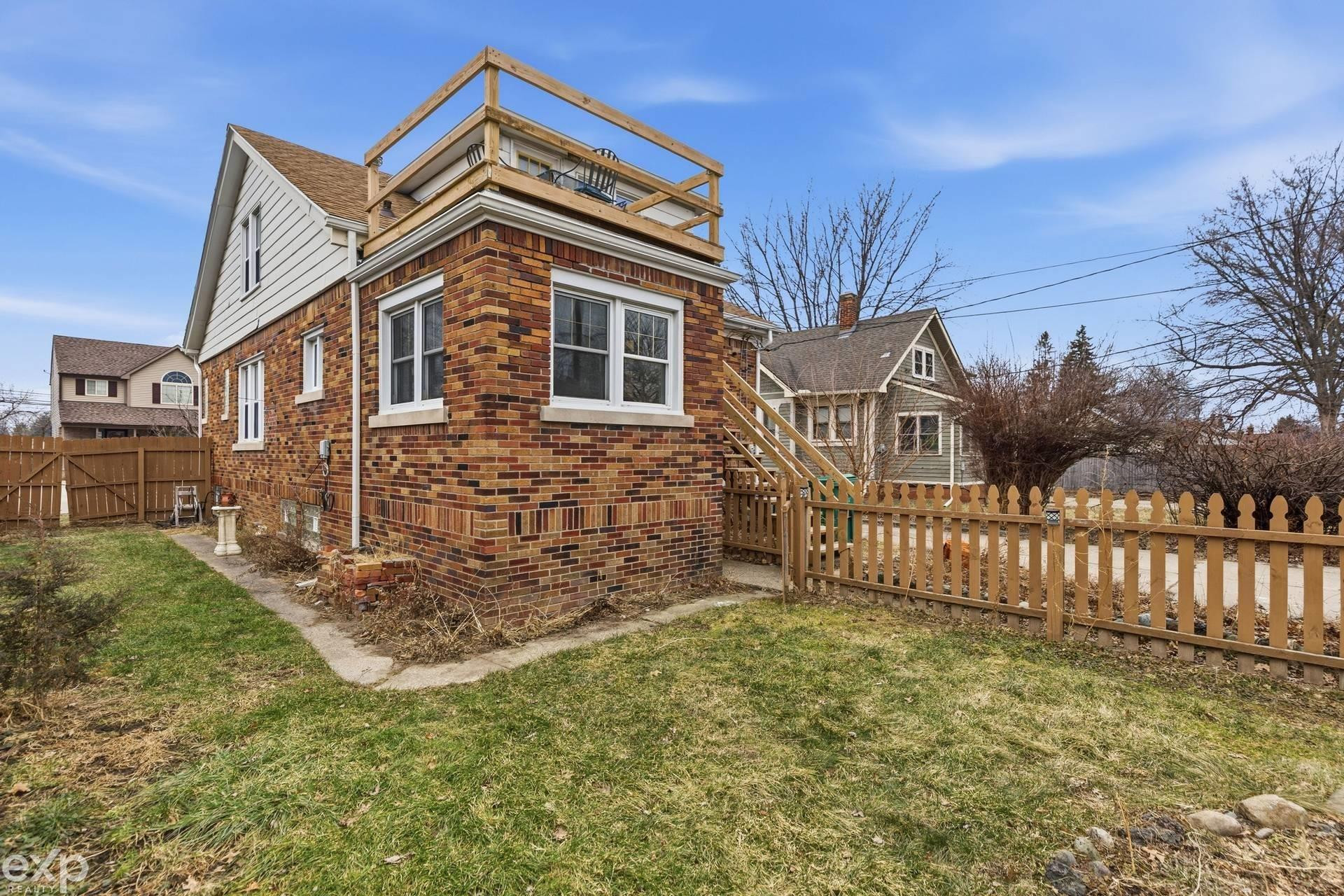 22022 Beechwood Avenue, Eastpointe, MI 48021 — Photo 31