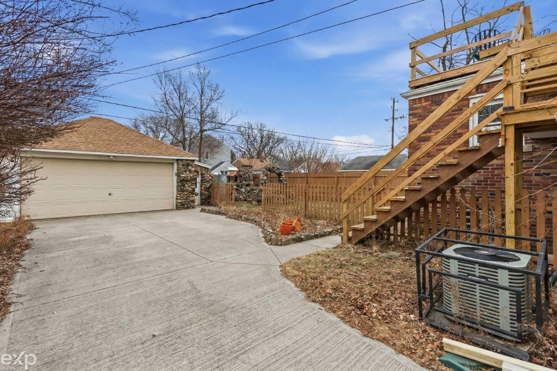 22022 Beechwood Avenue, Eastpointe, MI 48021 — Photo 34