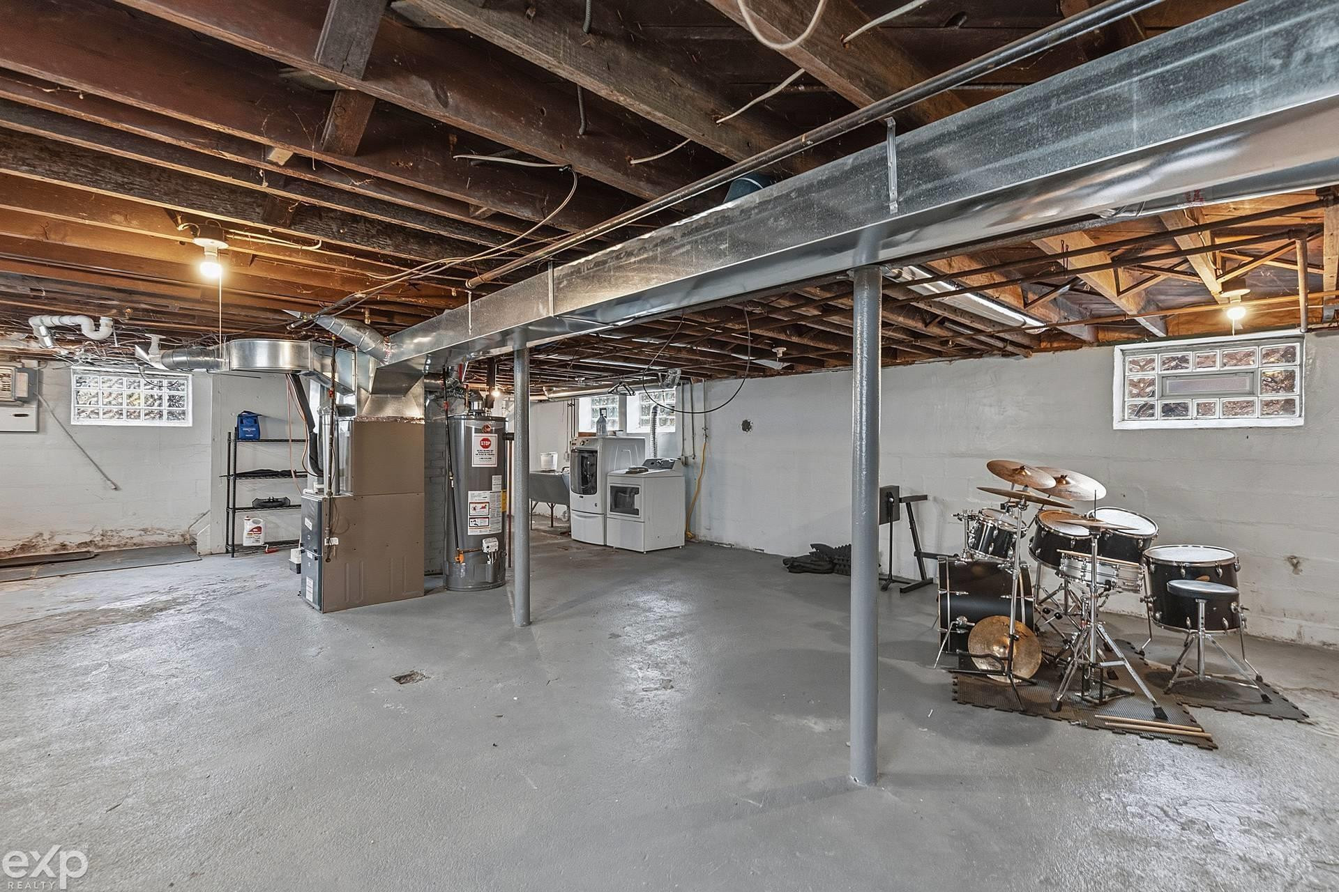 22022 Beechwood Avenue, Eastpointe, MI 48021 — Photo 38