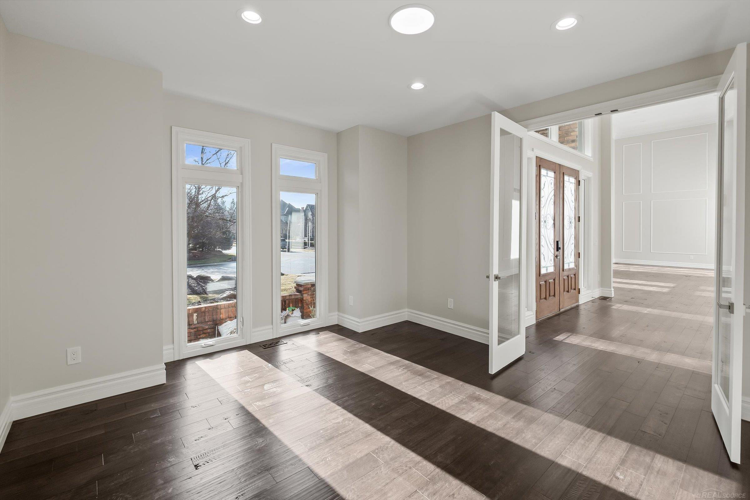 19790 Westchester Drive, Clinton Twp, MI 48038 — Photo 9
