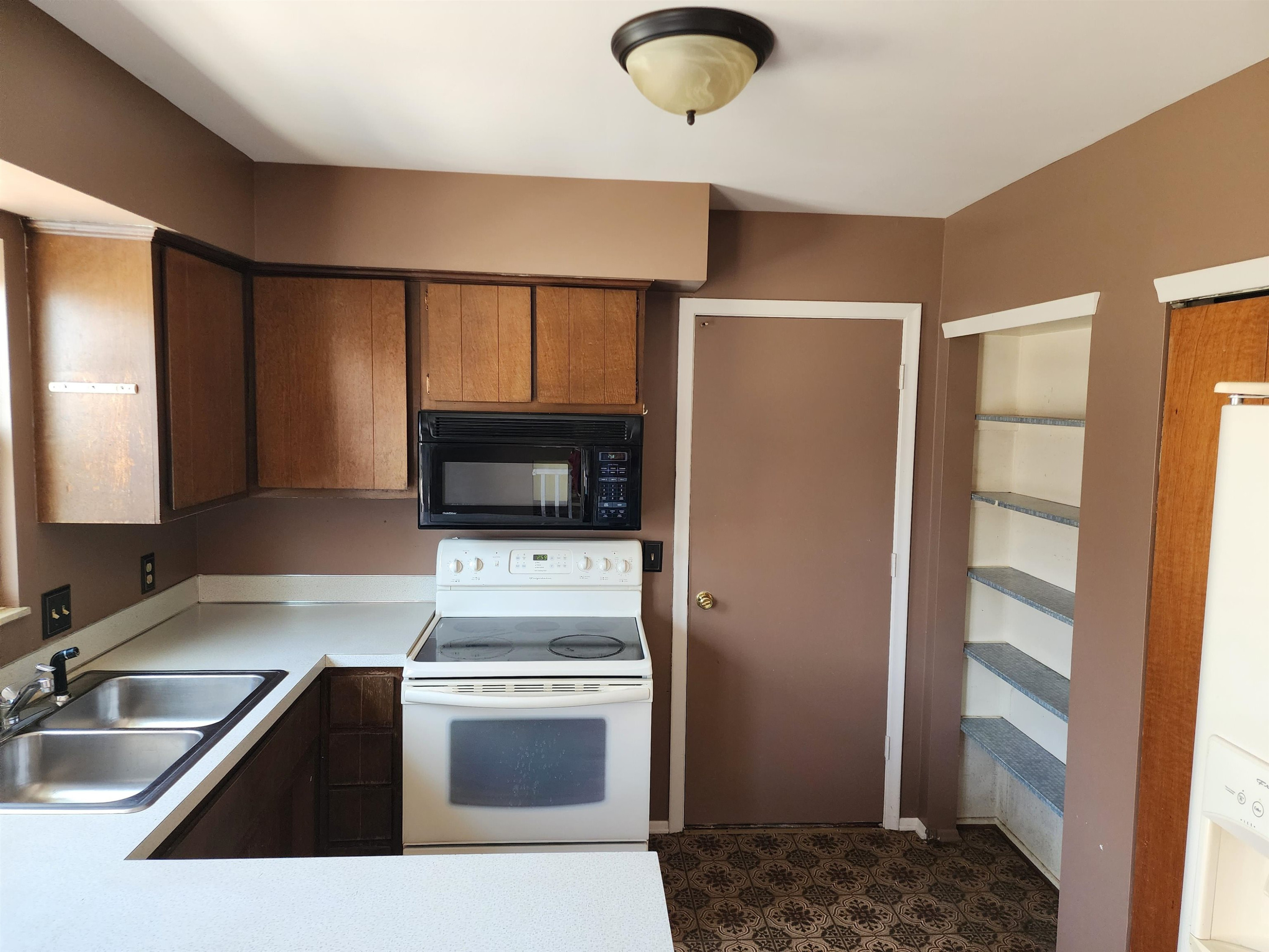 5226 Winshall Street, Swartz Creek, MI 48473 — Photo 7