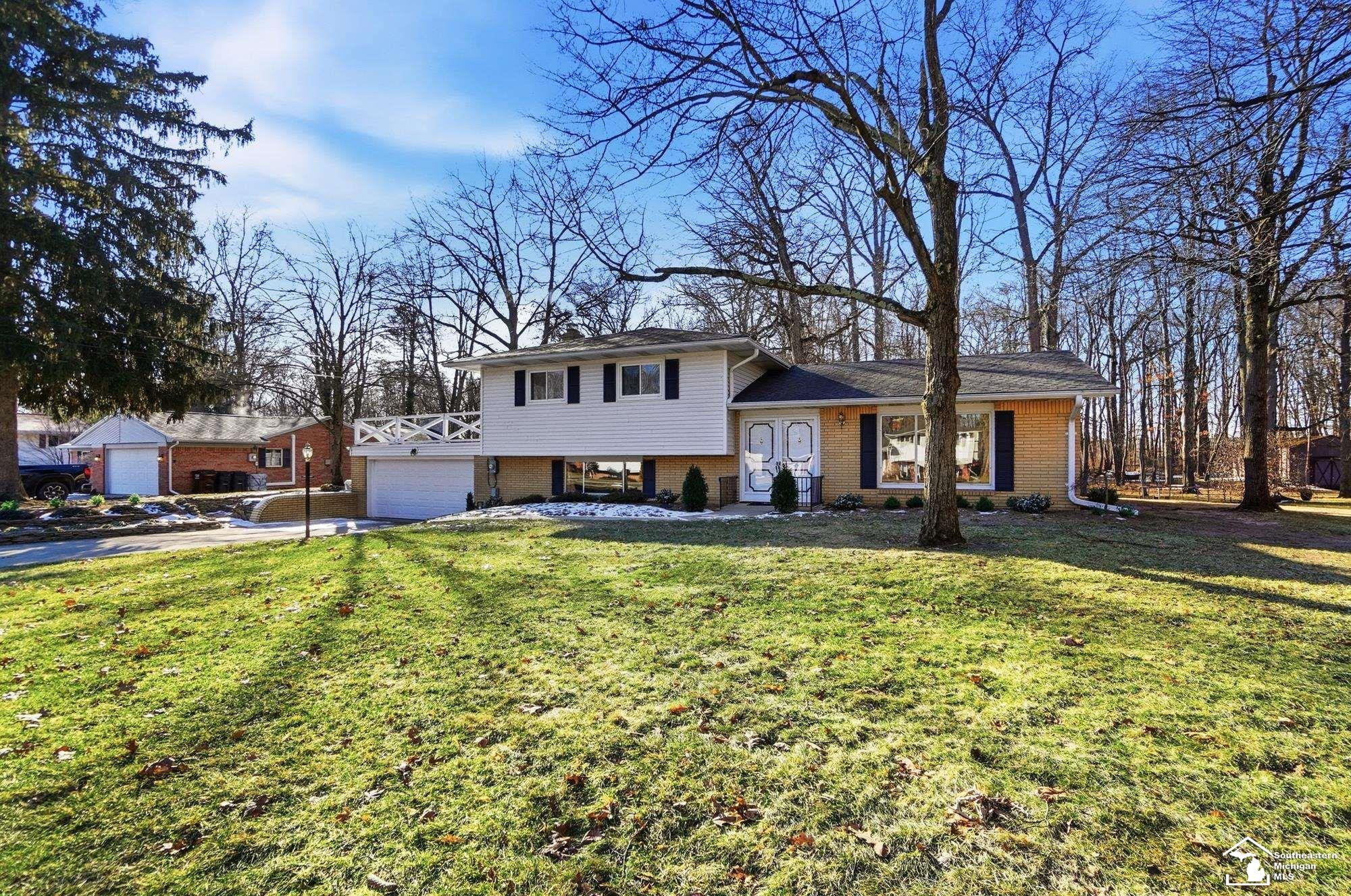 3415 Woodmont Drive, Lambertville, MI 48144 — Photo 2