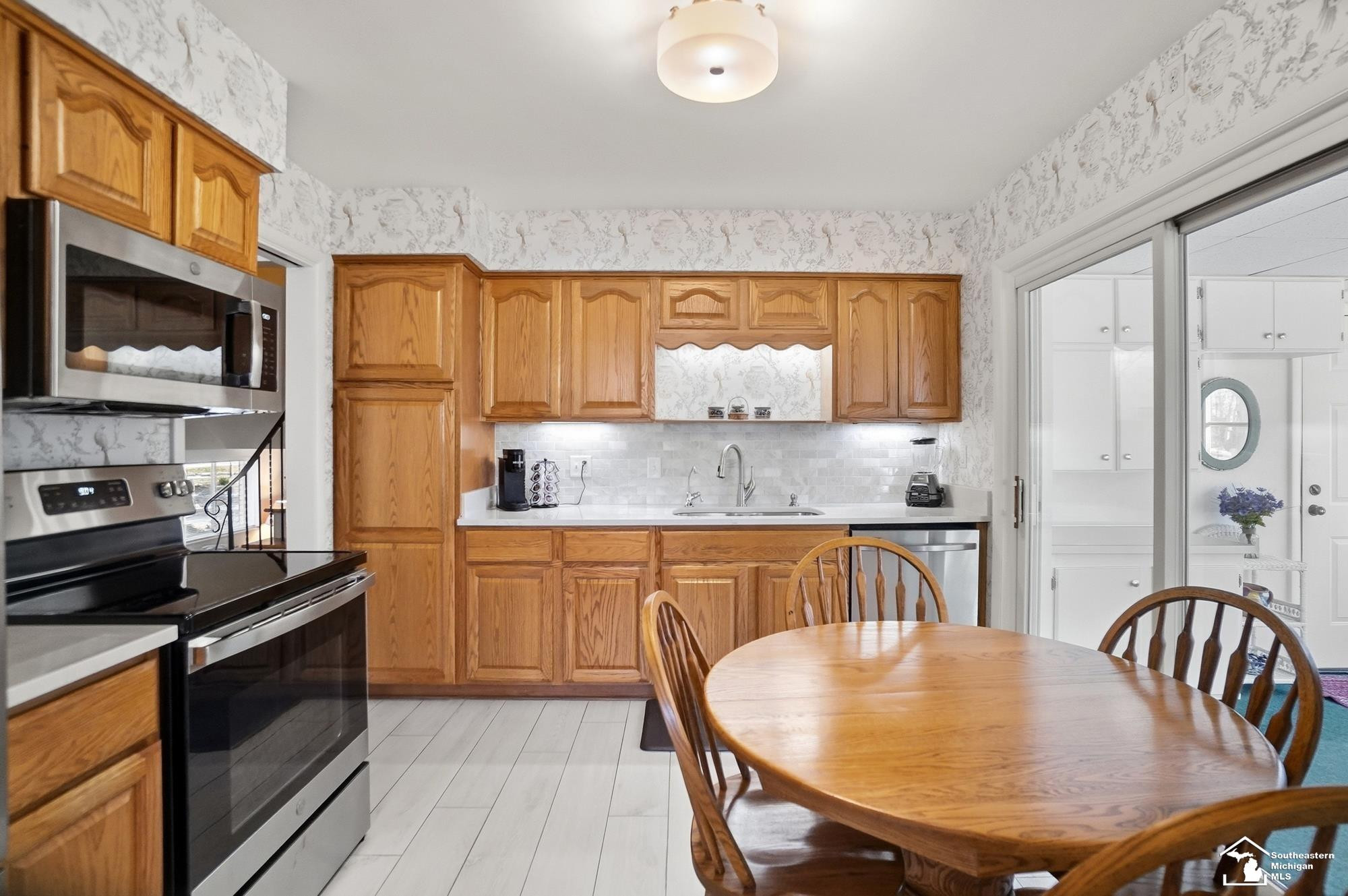 3415 Woodmont Drive, Lambertville, MI 48144 — Photo 12