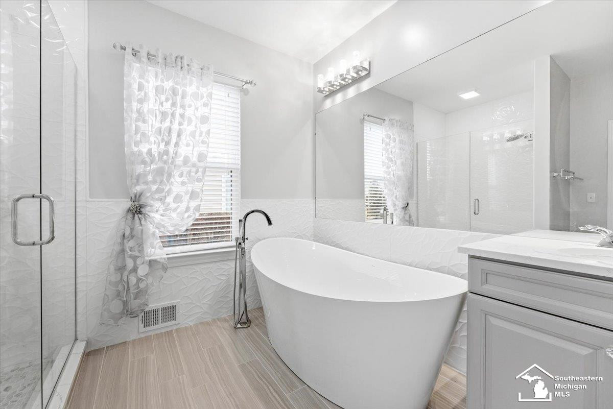 23854 Houghton Lane, Flat Rock, MI 48134 — Photo 25