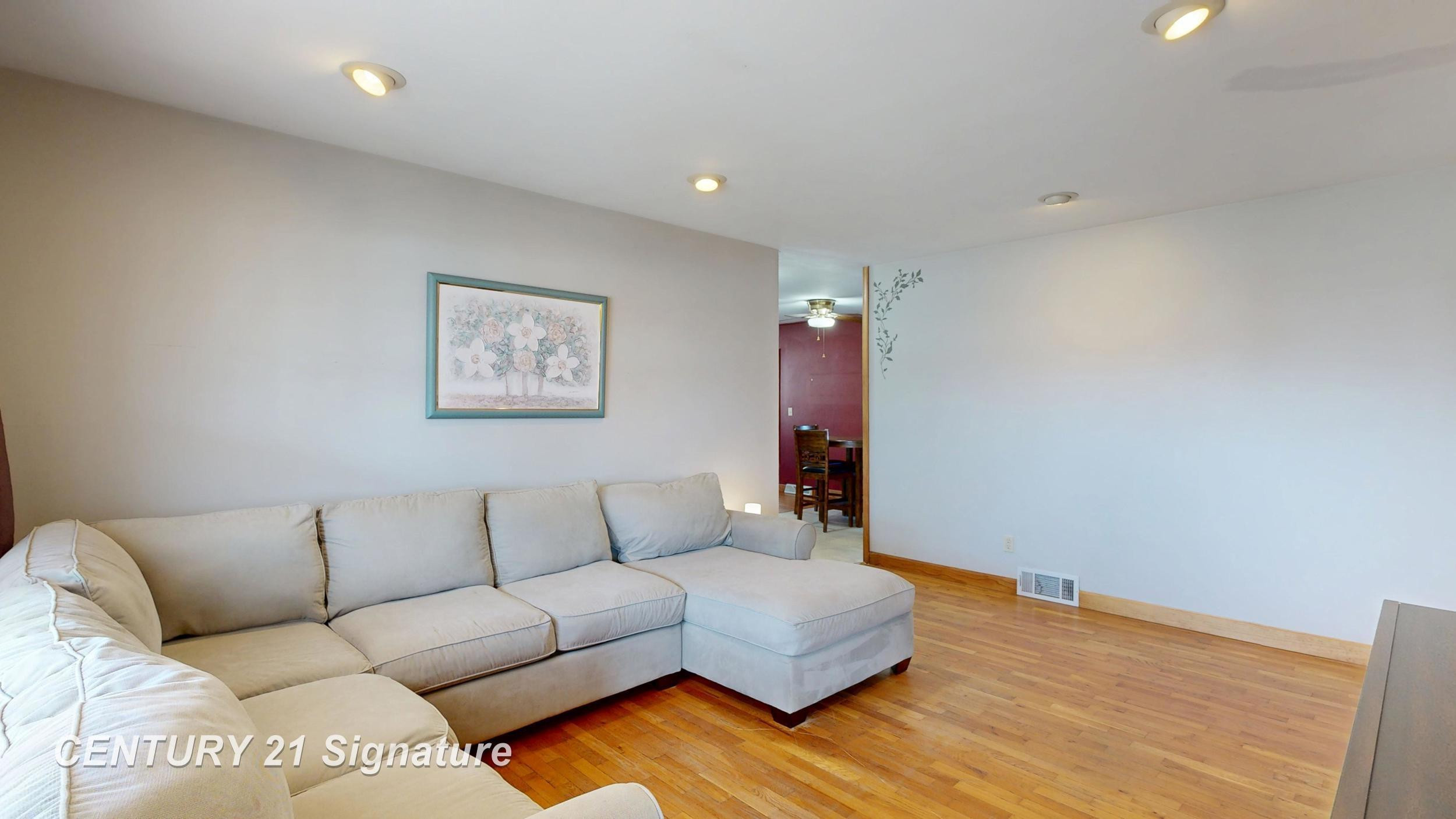 7182 Ronald Drive, Saginaw, MI 48609 — Photo 5