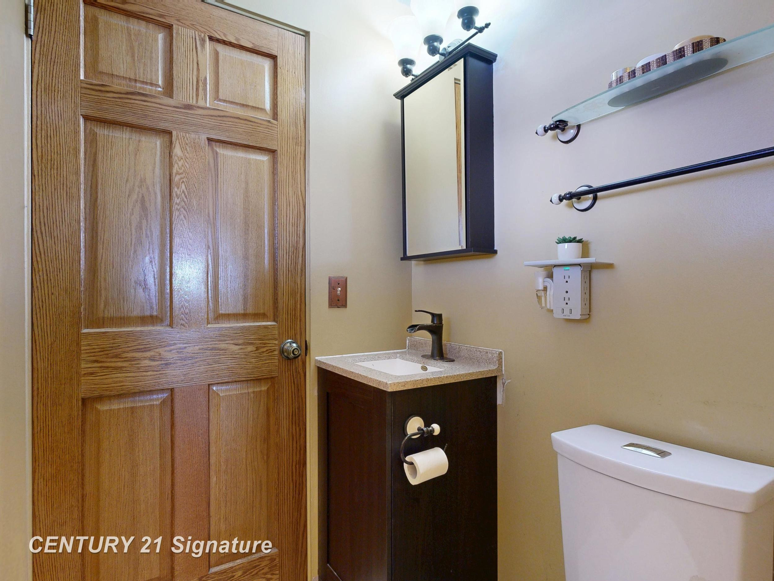 7182 Ronald Drive, Saginaw, MI 48609 — Photo 17