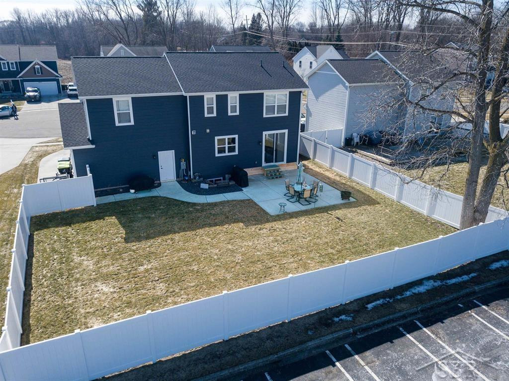 4616 Trotters Pointe Circle, Midland, MI 48642 — Photo 41