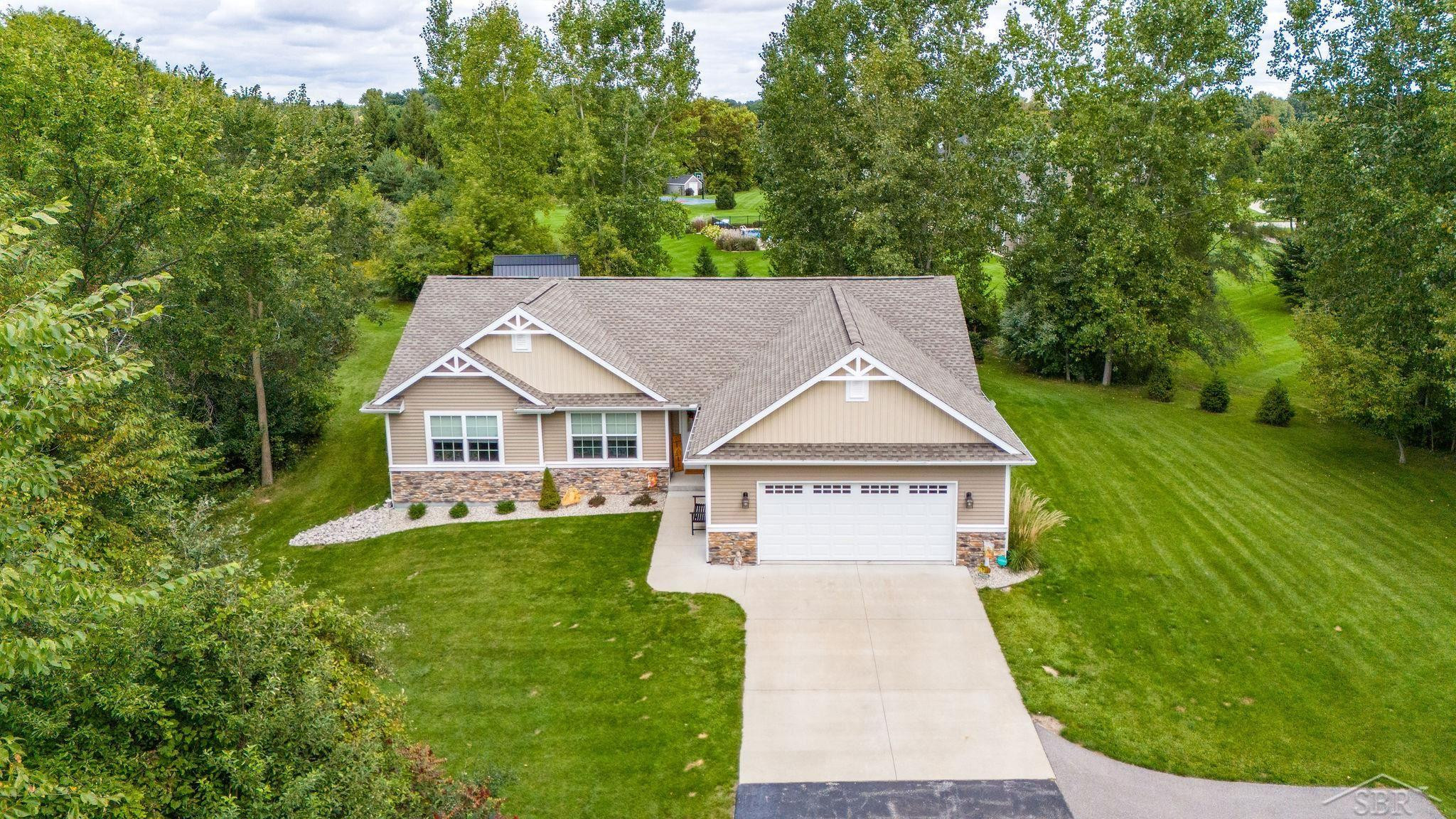 4202 Lone Road, Freeland, MI 48623 — front exterior