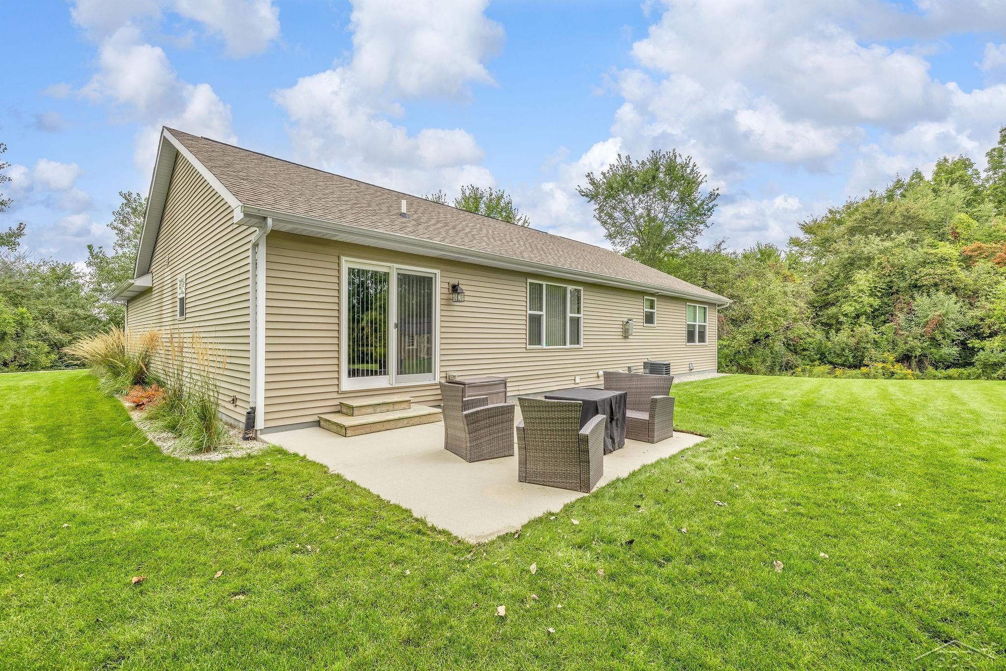 4202 Lone Road, Freeland, MI 48623 — Photo 3