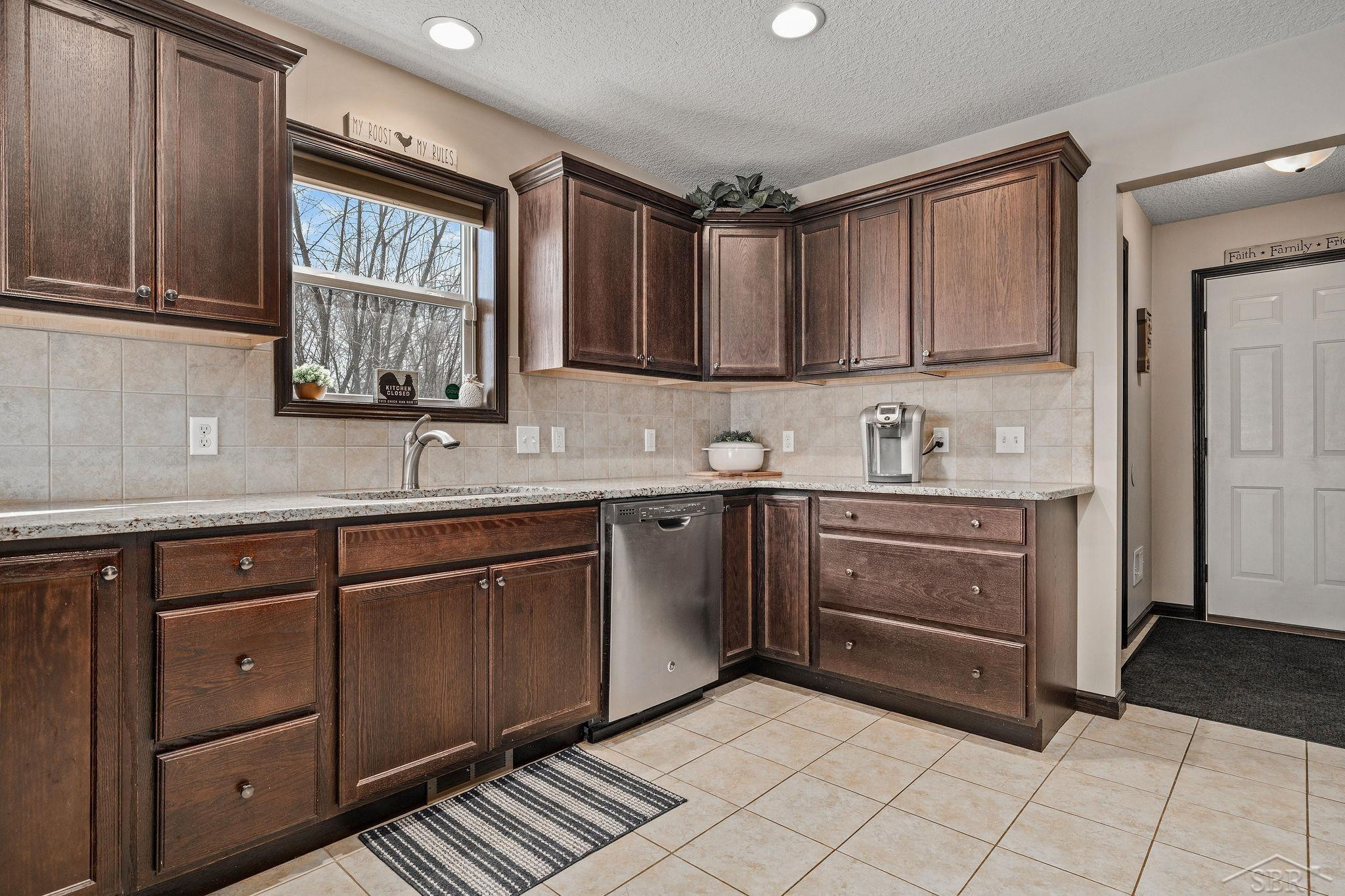4202 Lone Road, Freeland, MI 48623 — Photo 16