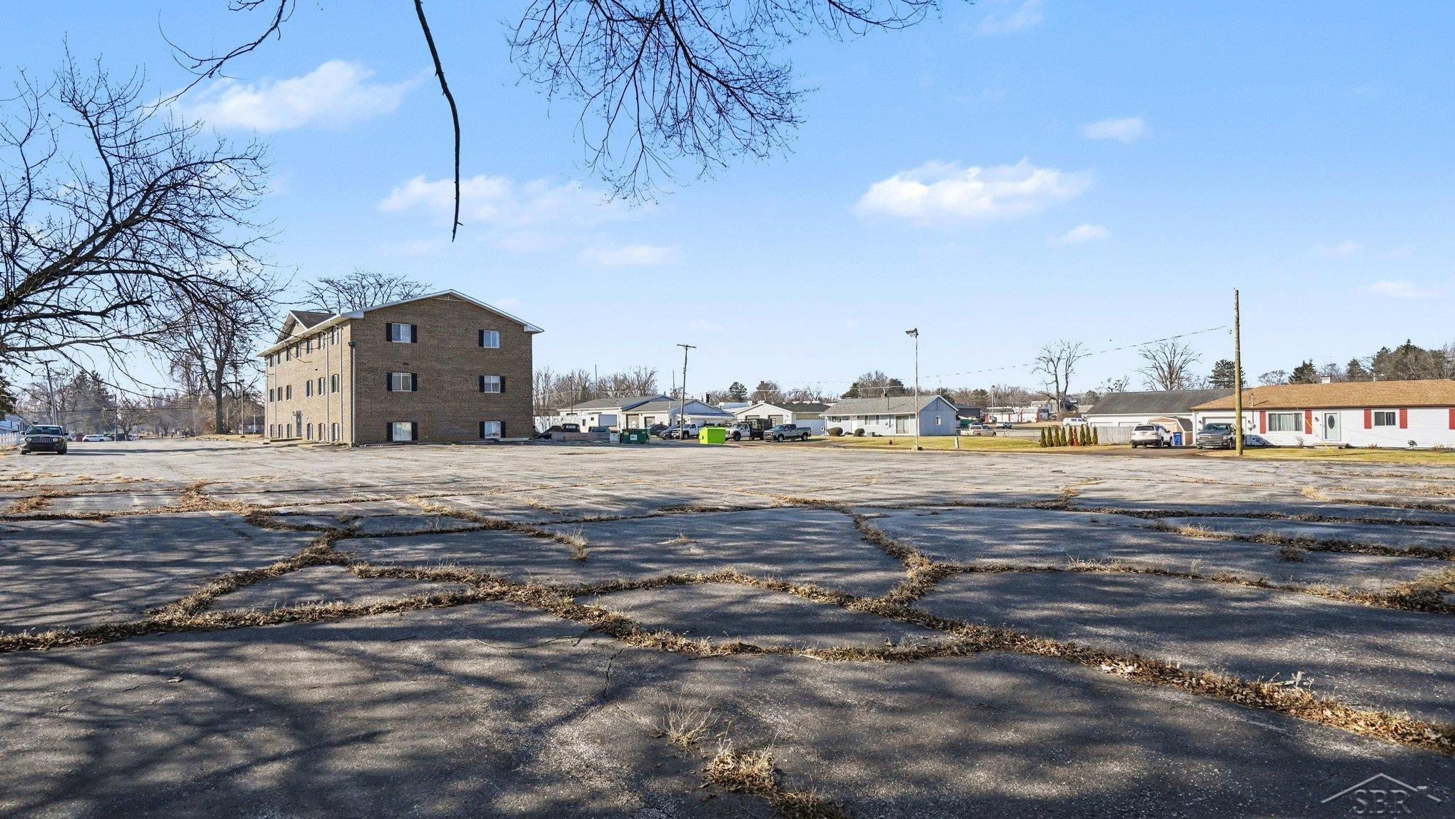 7628 Gratiot Road, Saginaw, MI, 48609