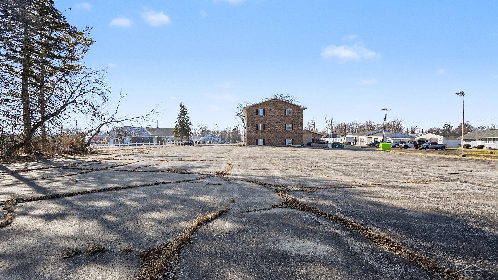 7628 Gratiot Road, Saginaw, MI, 48609